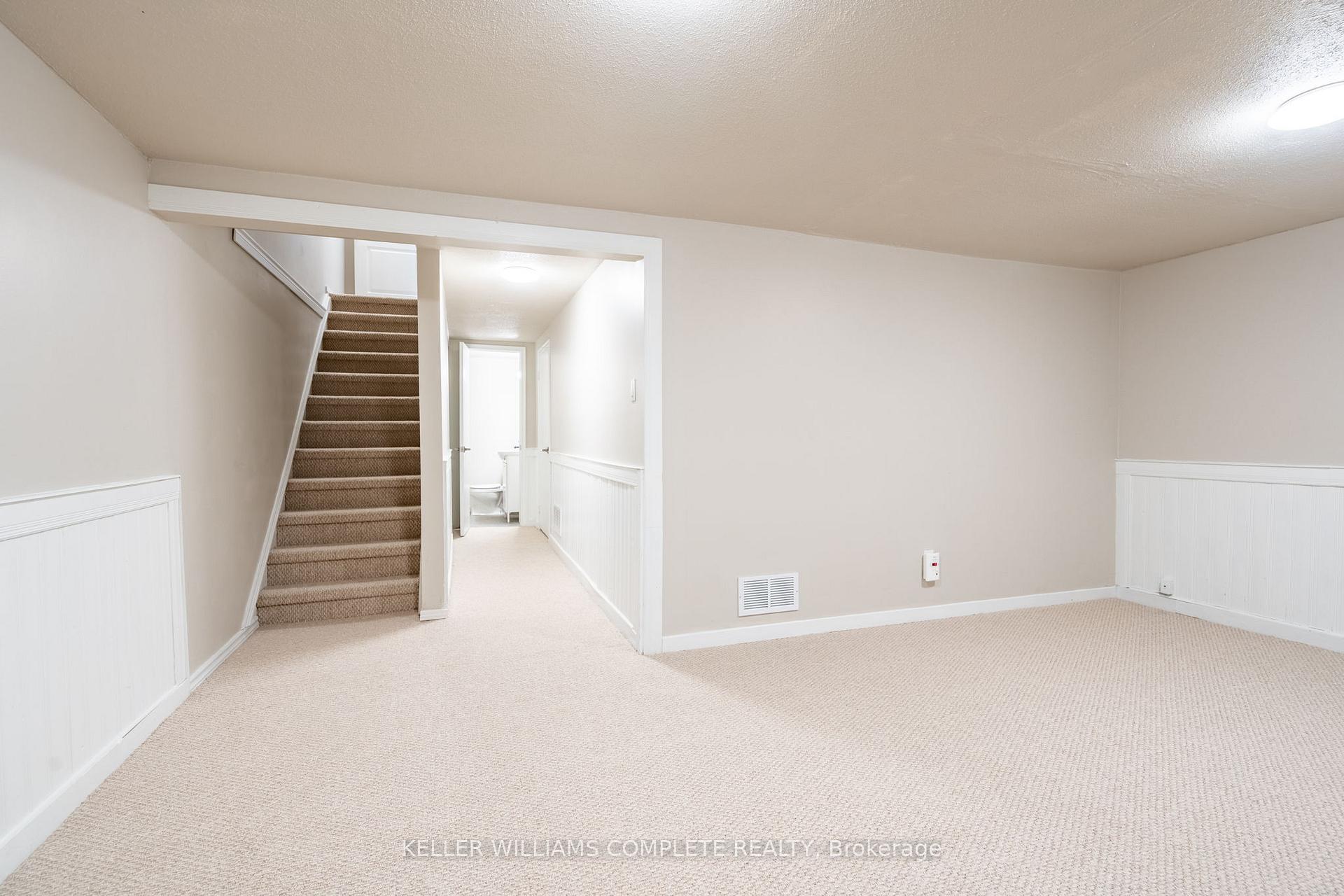 Photo 30 of 140 Victor Boulevard, Hamilton, Greeningdon — HOMEH