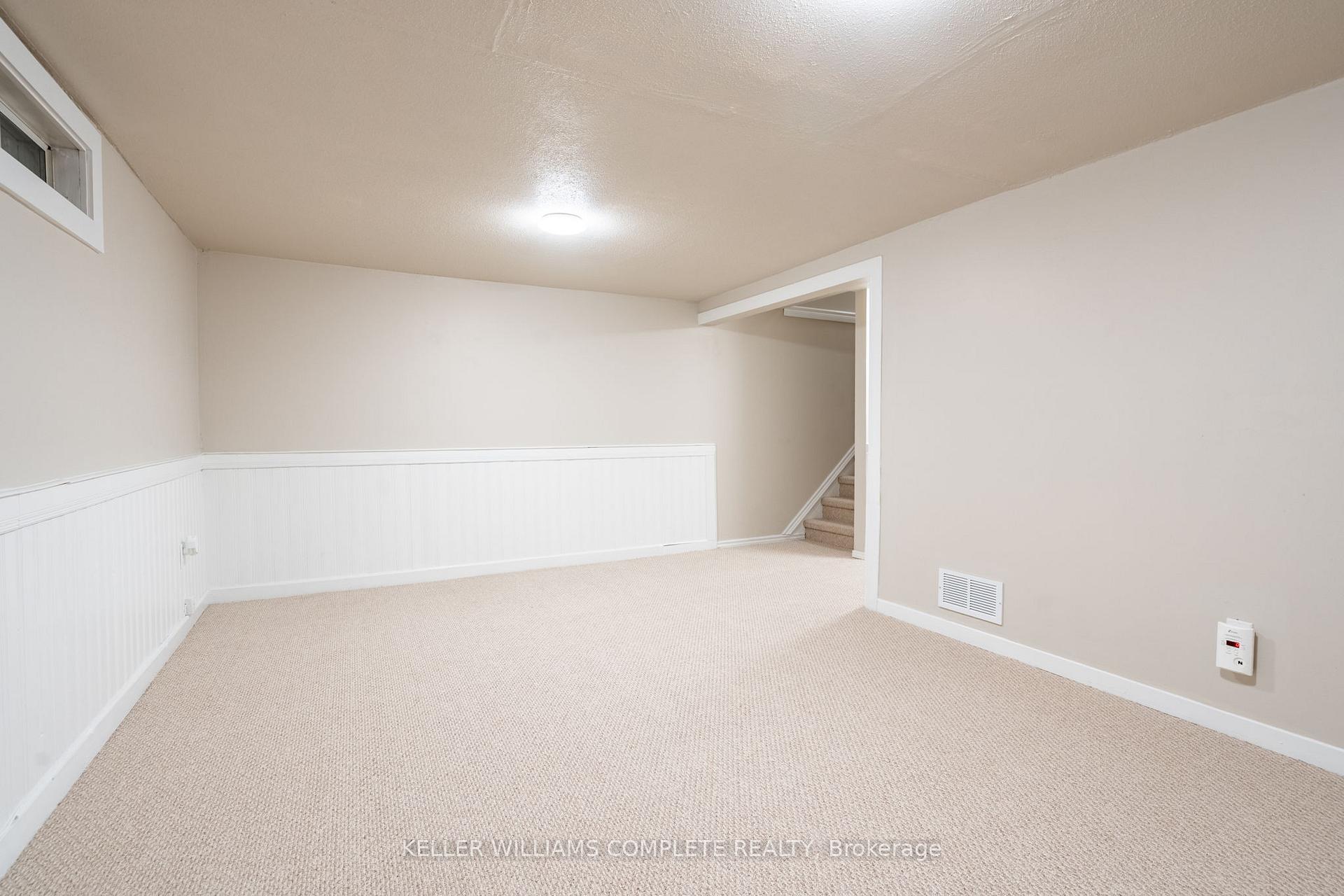Photo 31 of 140 Victor Boulevard, Hamilton, Greeningdon — HOMEH