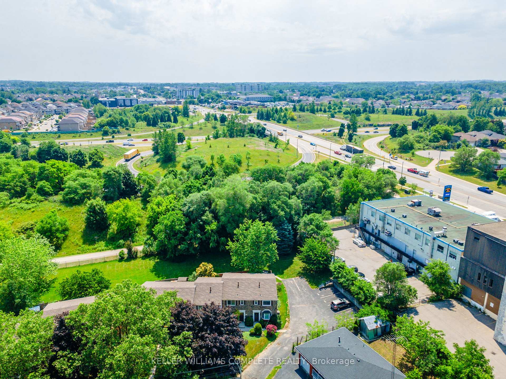 Photo 40 of 140 Victor Boulevard, Hamilton, Greeningdon — HOMEH