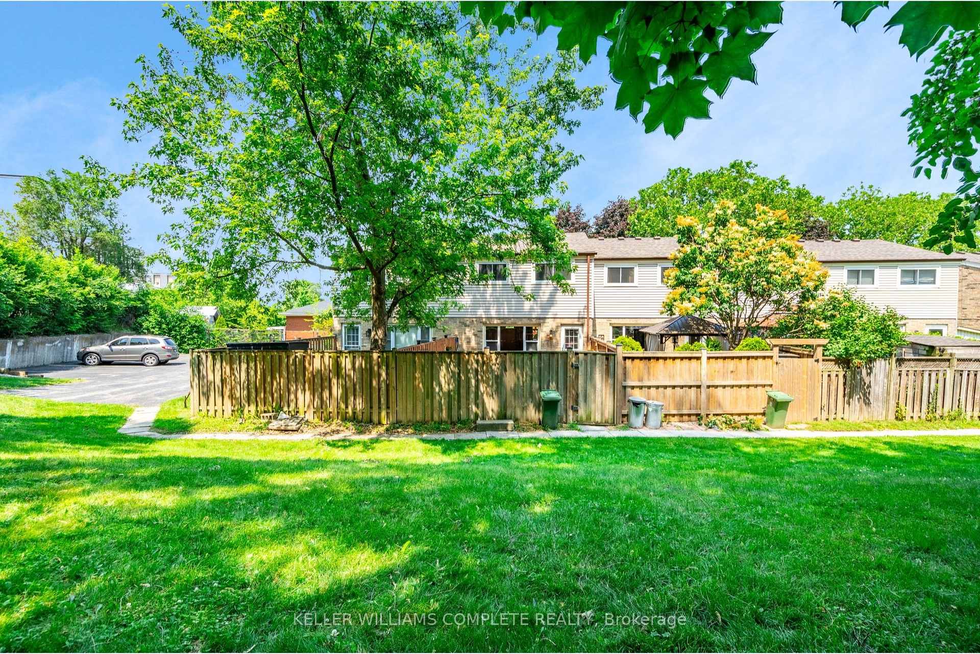 Photo 45 of 140 Victor Boulevard, Hamilton, Greeningdon — HOMEH