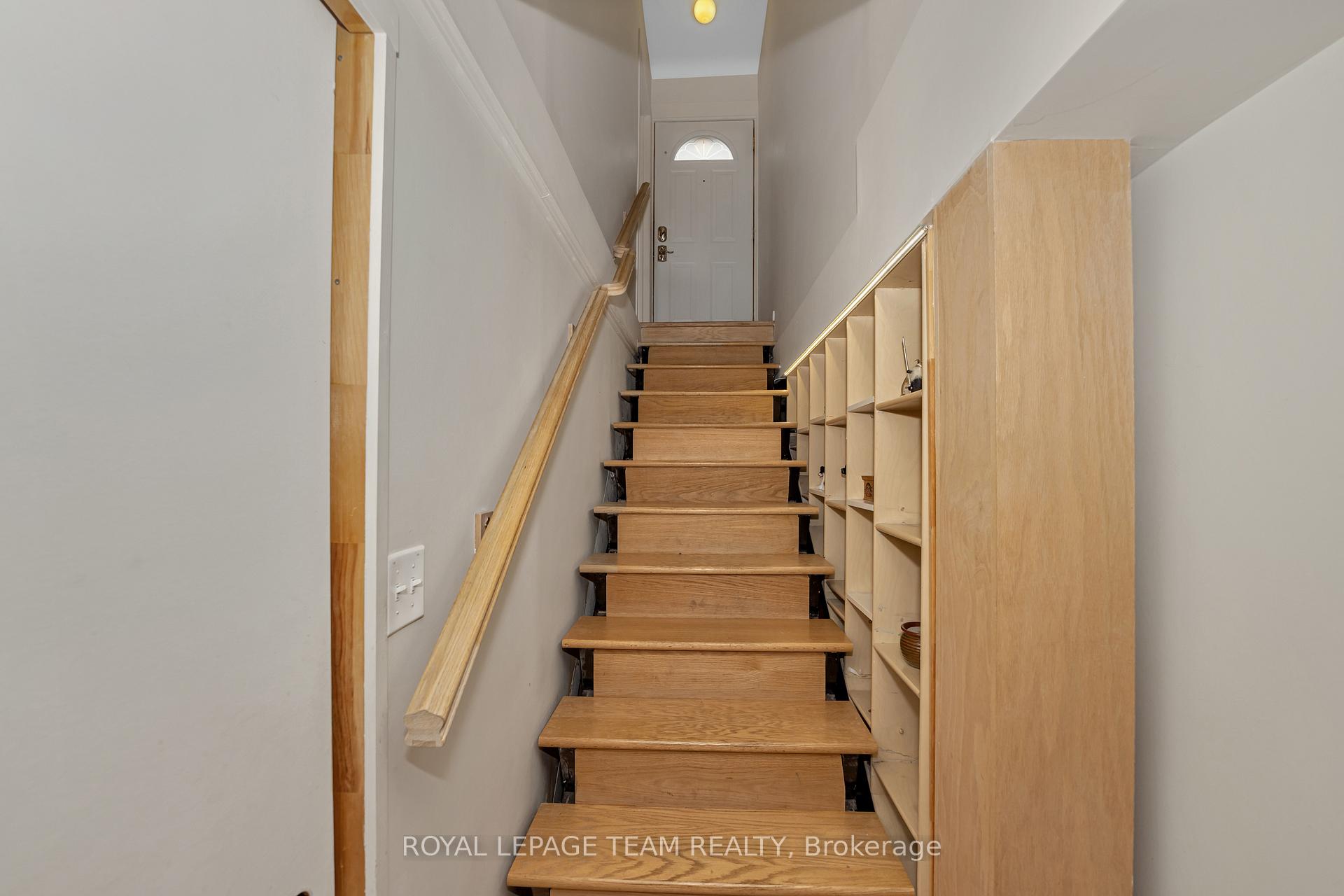 Photo 20 of 1443 Rainbow Crescent, Ottawa, Carson Grove — HOMEH