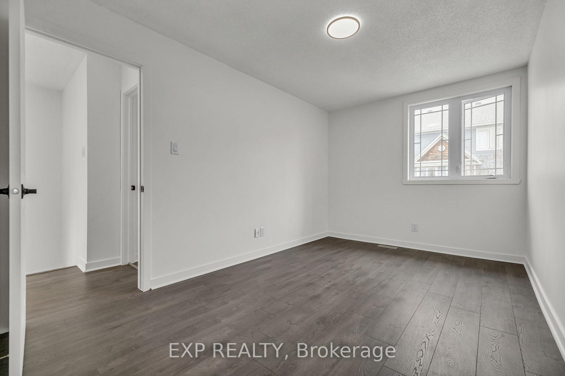 Photo 24 of 423 Hillsboro Private, Ottawa, Kanata - Emerald Meadows/Trailwest — HOMEH