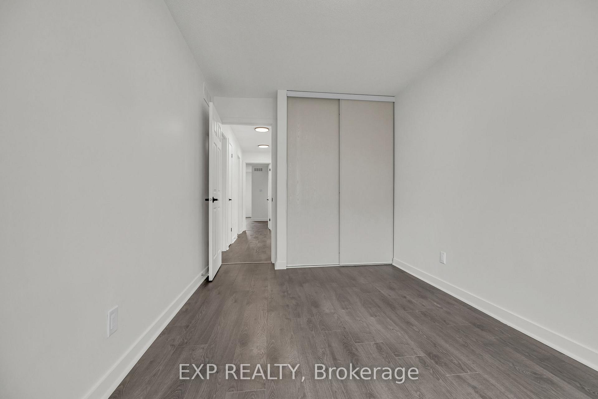 Photo 27 of 423 Hillsboro Private, Ottawa, Kanata - Emerald Meadows/Trailwest — HOMEH