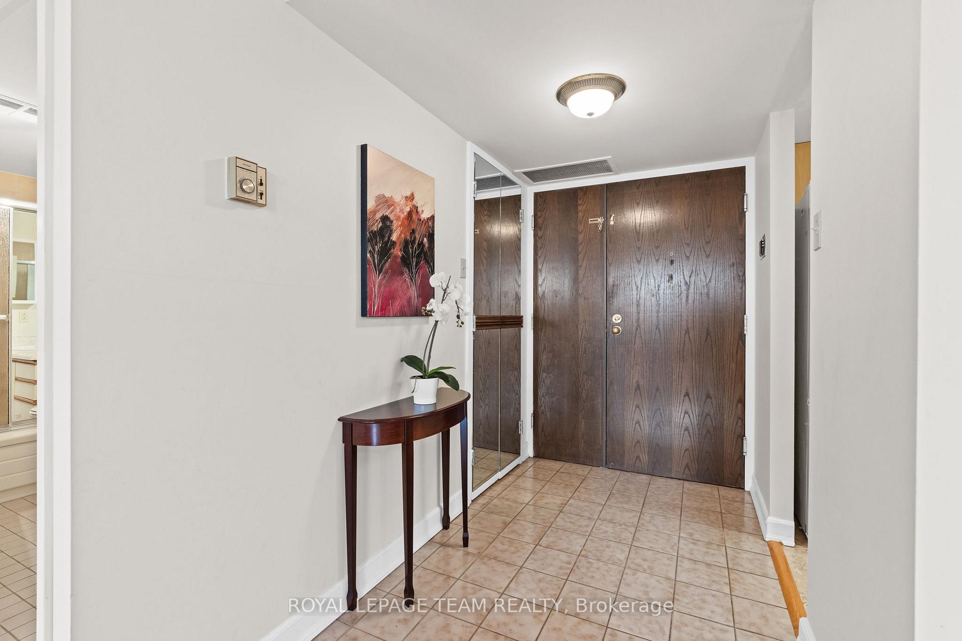 Photo 6 of Unit 504, 2019 Carling Avenue, Ottawa, Carlingwood — HOMEH