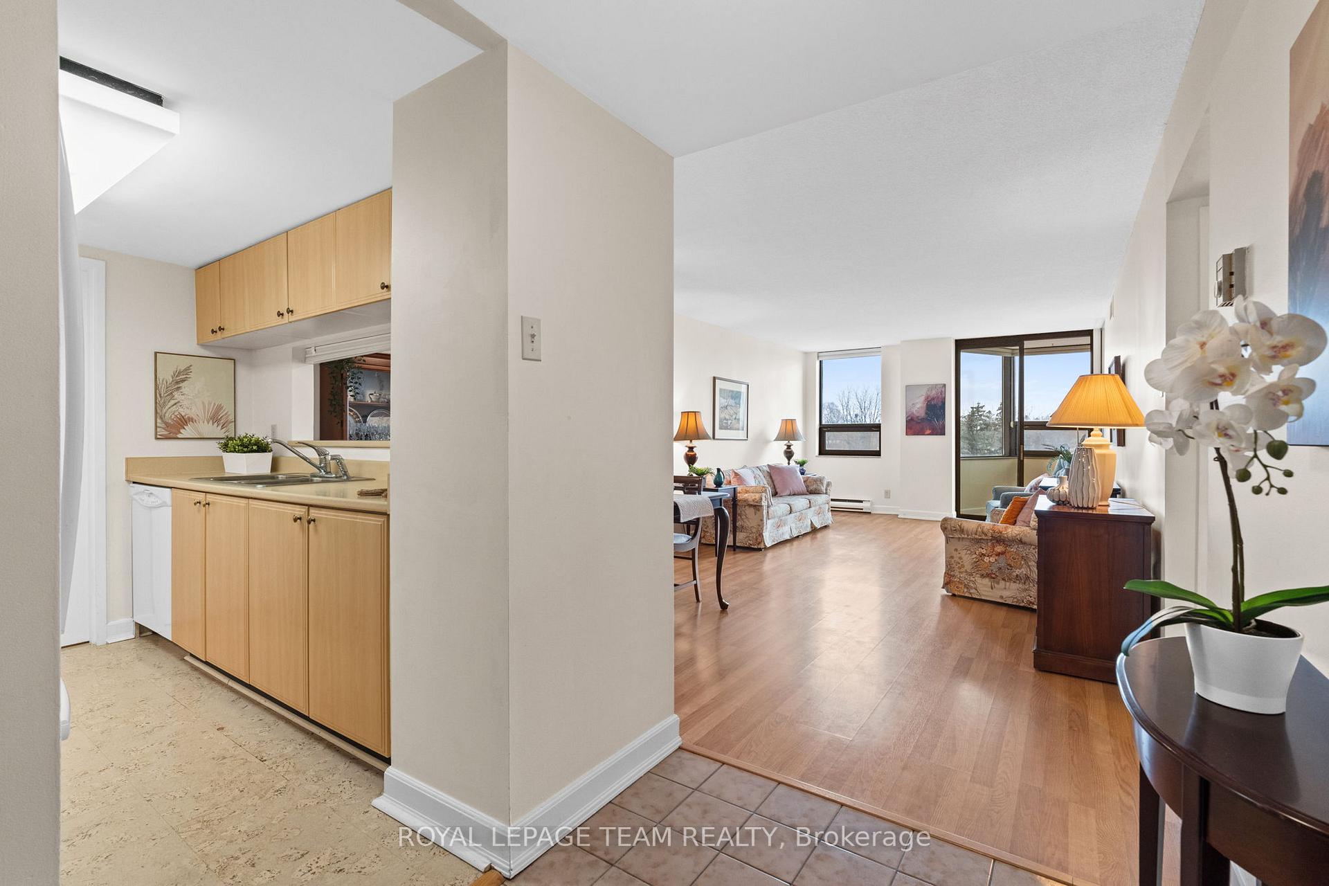 Photo 7 of Unit 504, 2019 Carling Avenue, Ottawa, Carlingwood — HOMEH