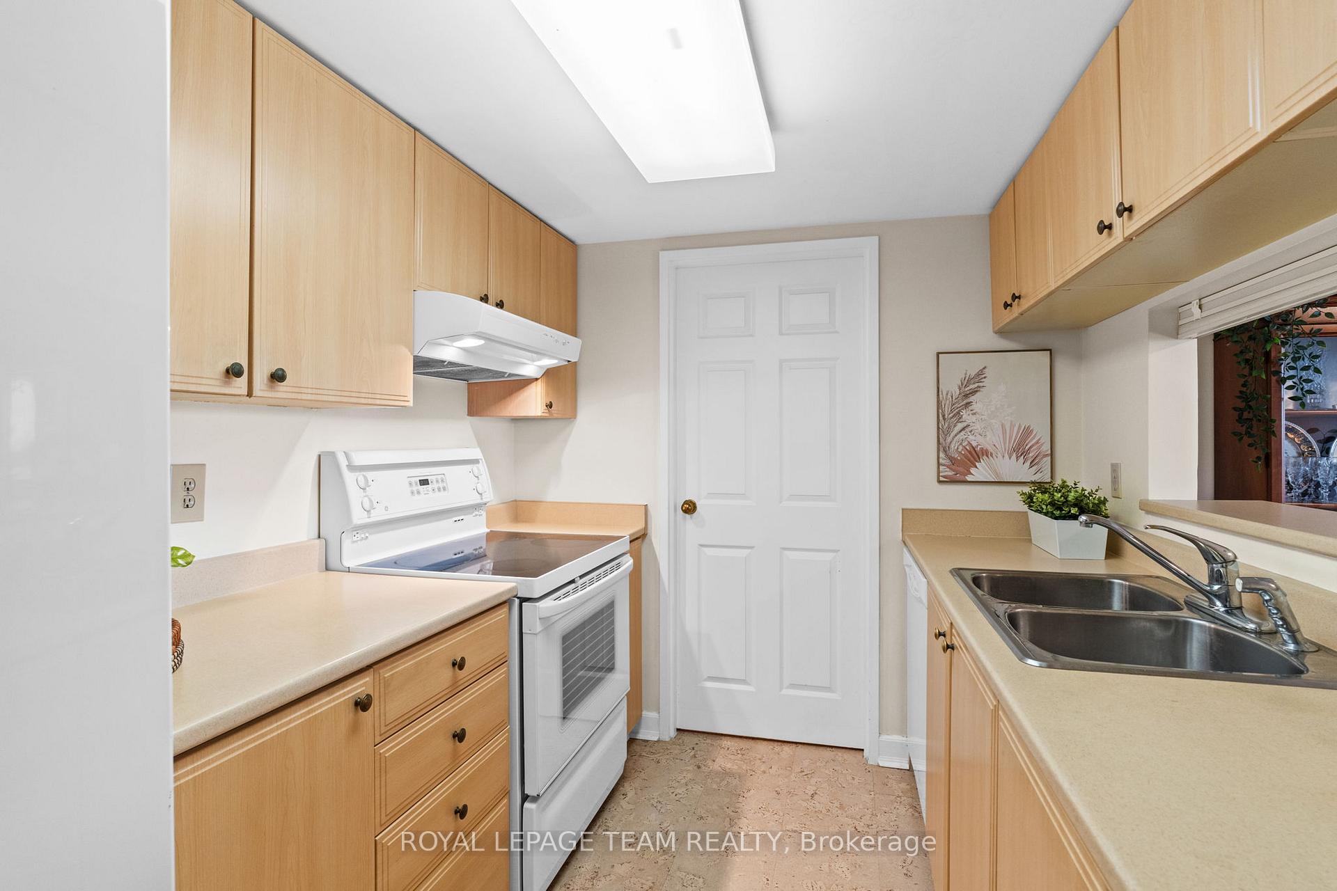 Photo 9 of Unit 504, 2019 Carling Avenue, Ottawa, Carlingwood — HOMEH