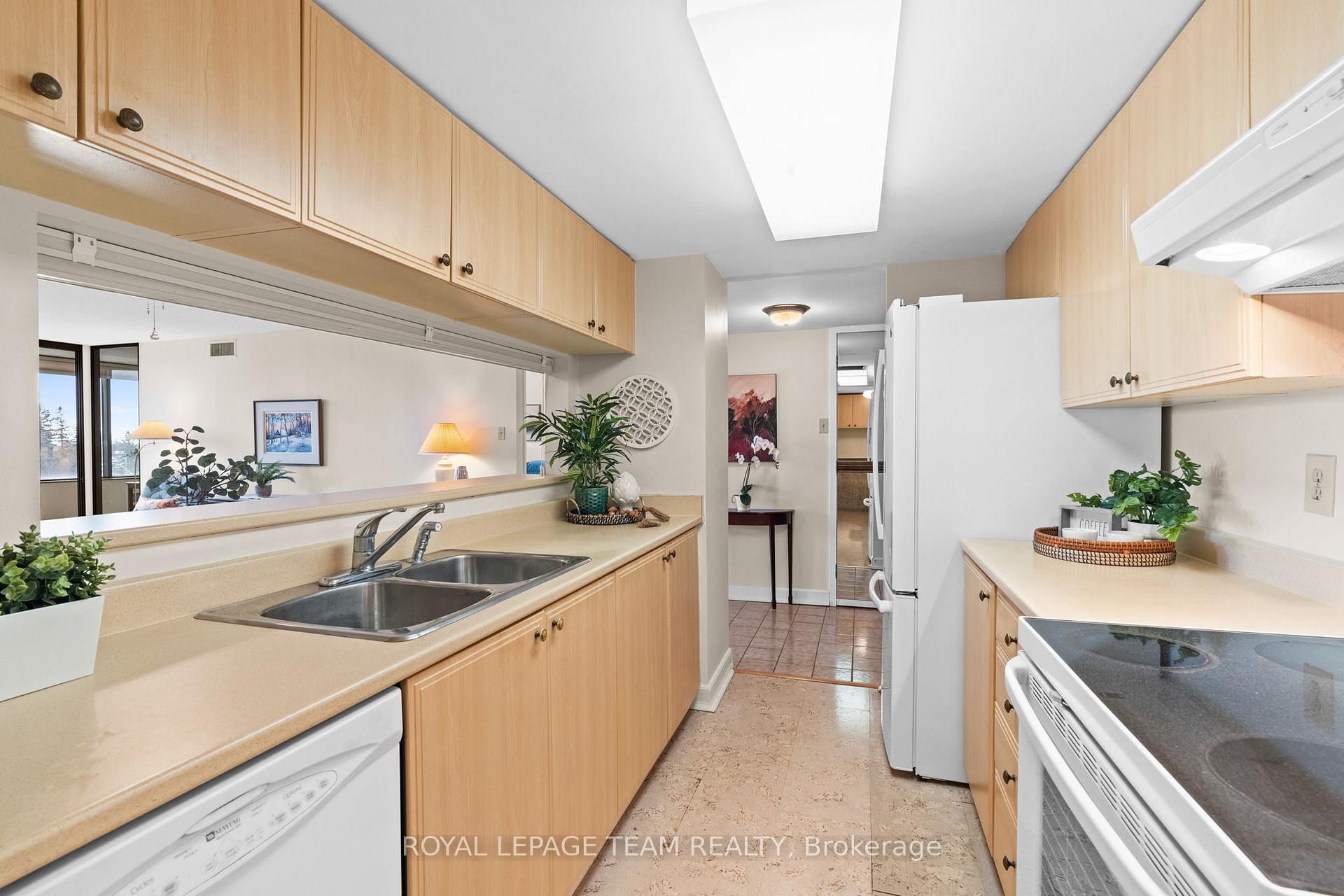 Photo 10 of Unit 504, 2019 Carling Avenue, Ottawa, Carlingwood — HOMEH