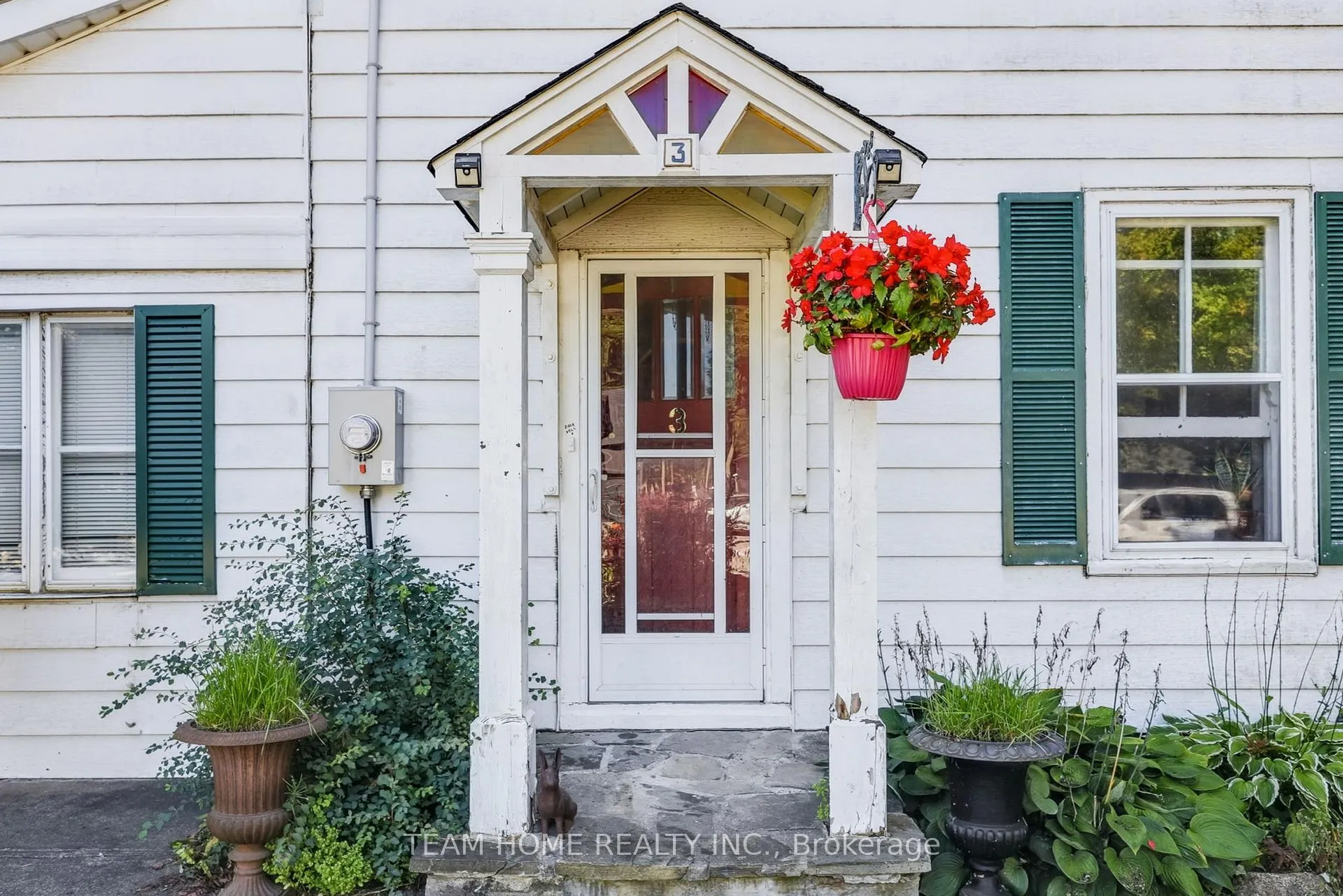 Photo 4 of 3 Dundas Street E, Erin — HOMEH