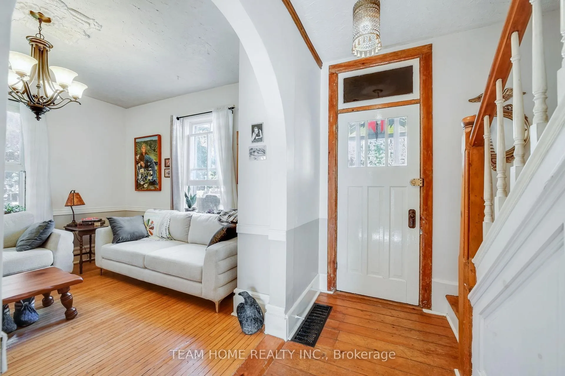 Photo 5 of 3 Dundas Street E, Erin — HOMEH