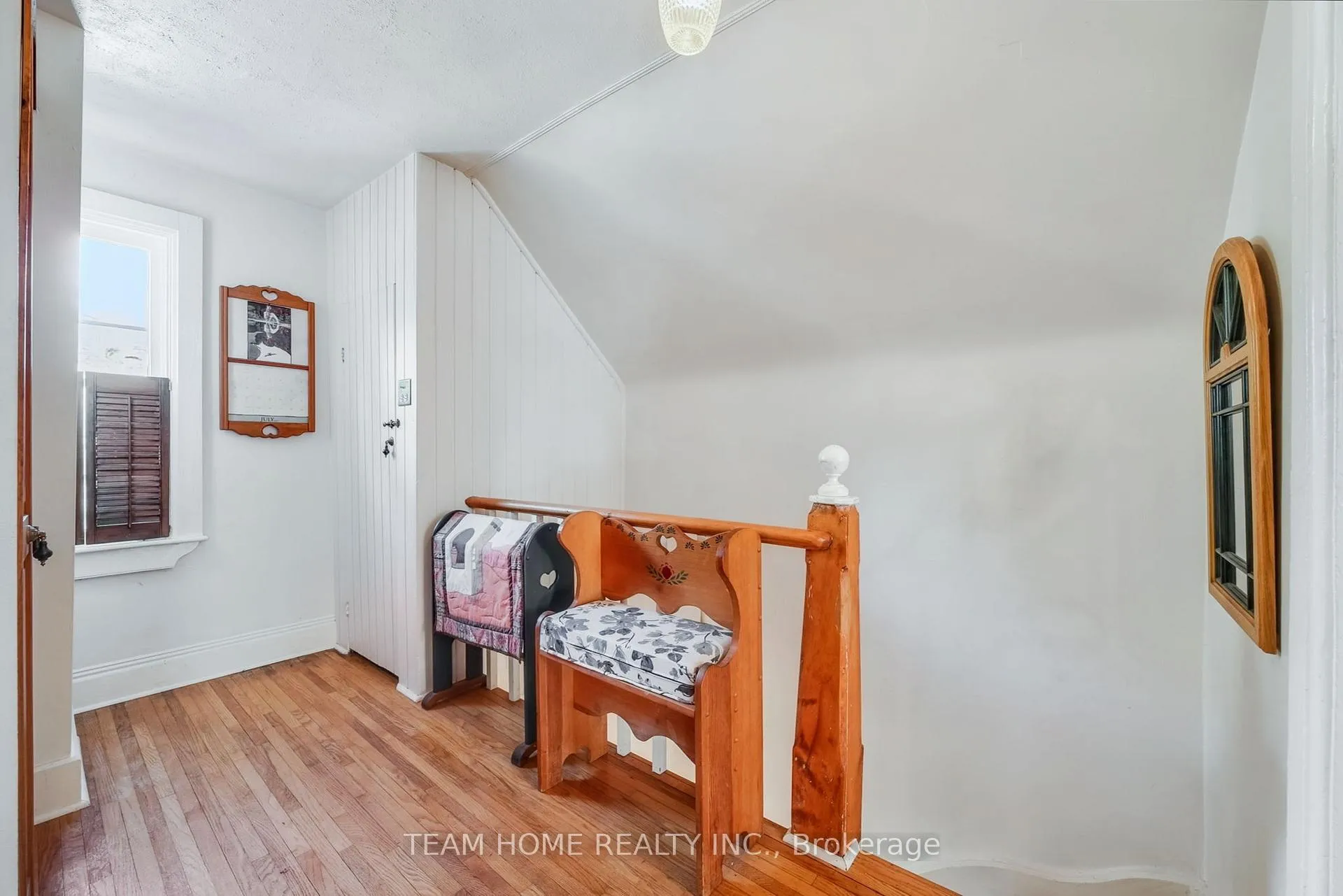 Photo 11 of 3 Dundas Street E, Erin — HOMEH