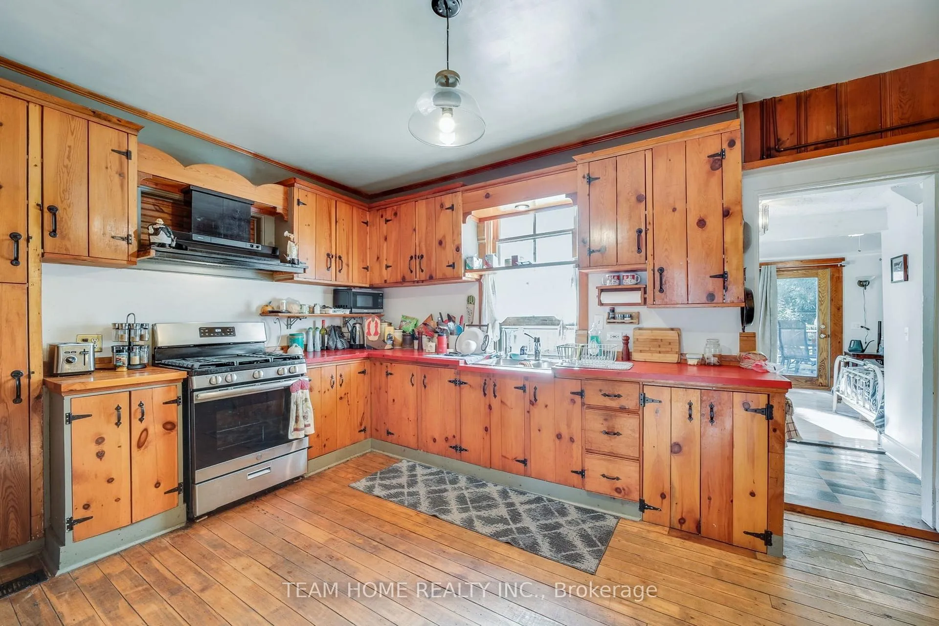 Photo 17 of 3 Dundas Street E, Erin — HOMEH
