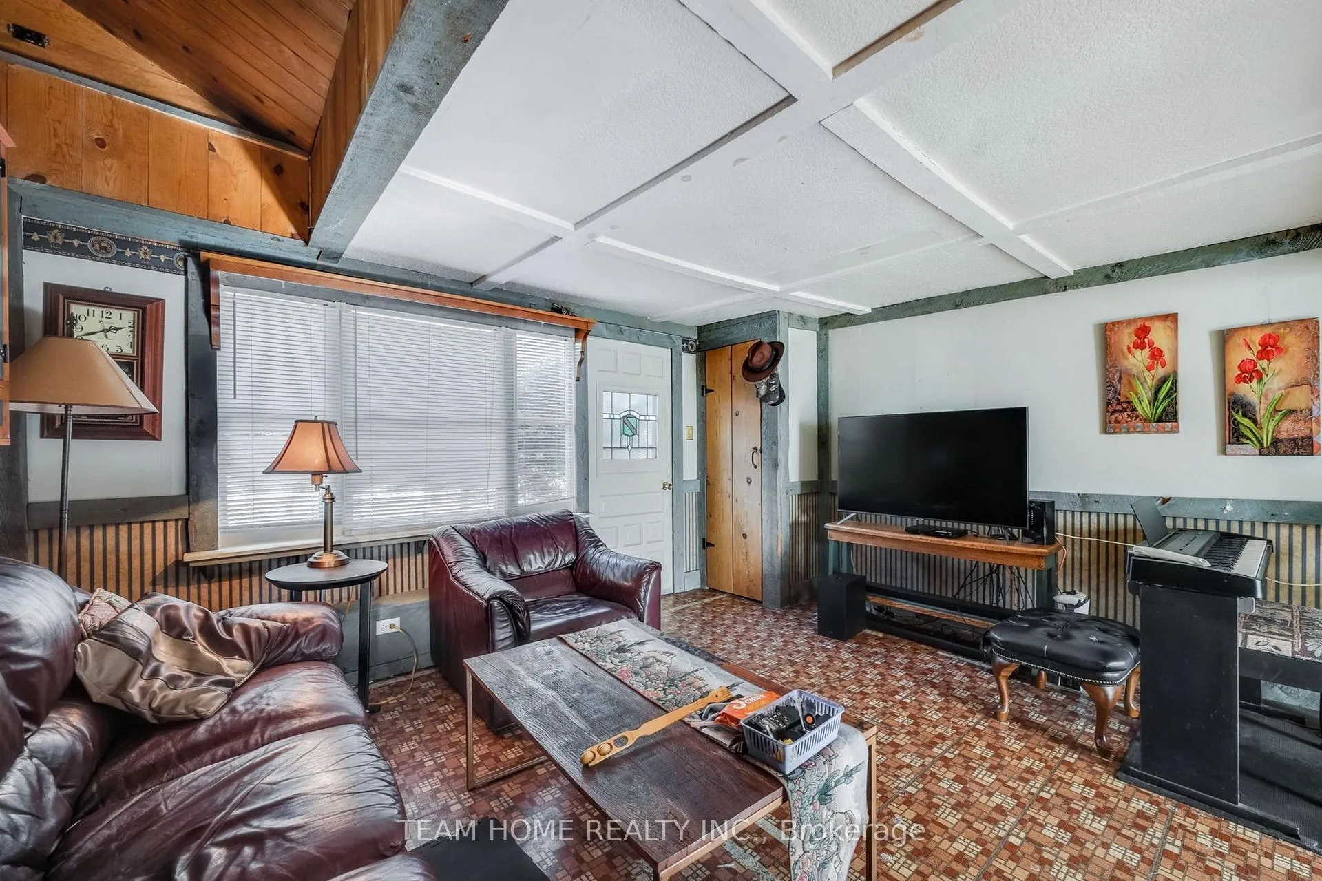 Photo 32 of 3 Dundas Street E, Erin — HOMEH