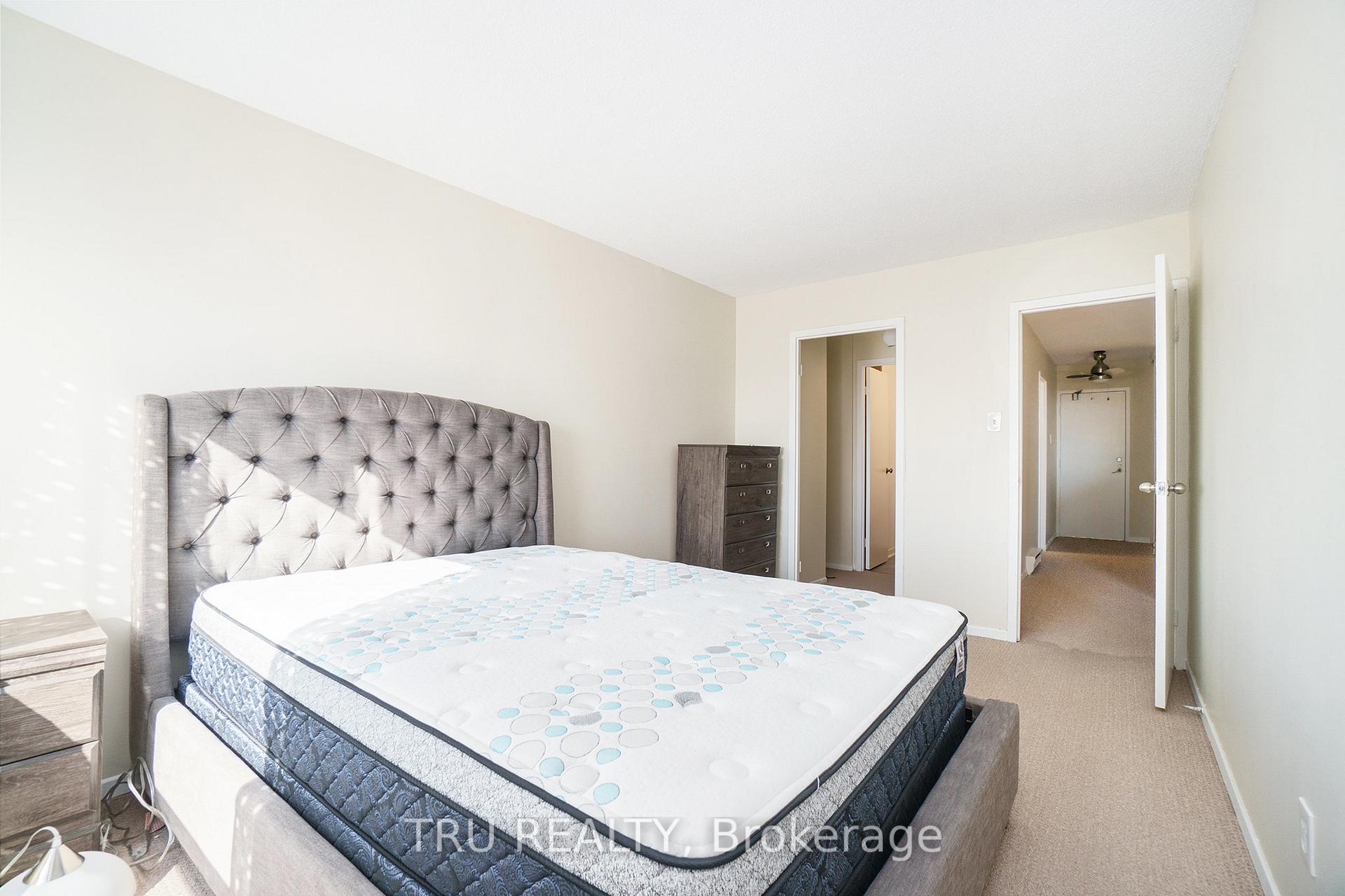 Photo 9 of Unit PH8, 900 Dynes Road, Ottawa, Carleton Square — HOMEH