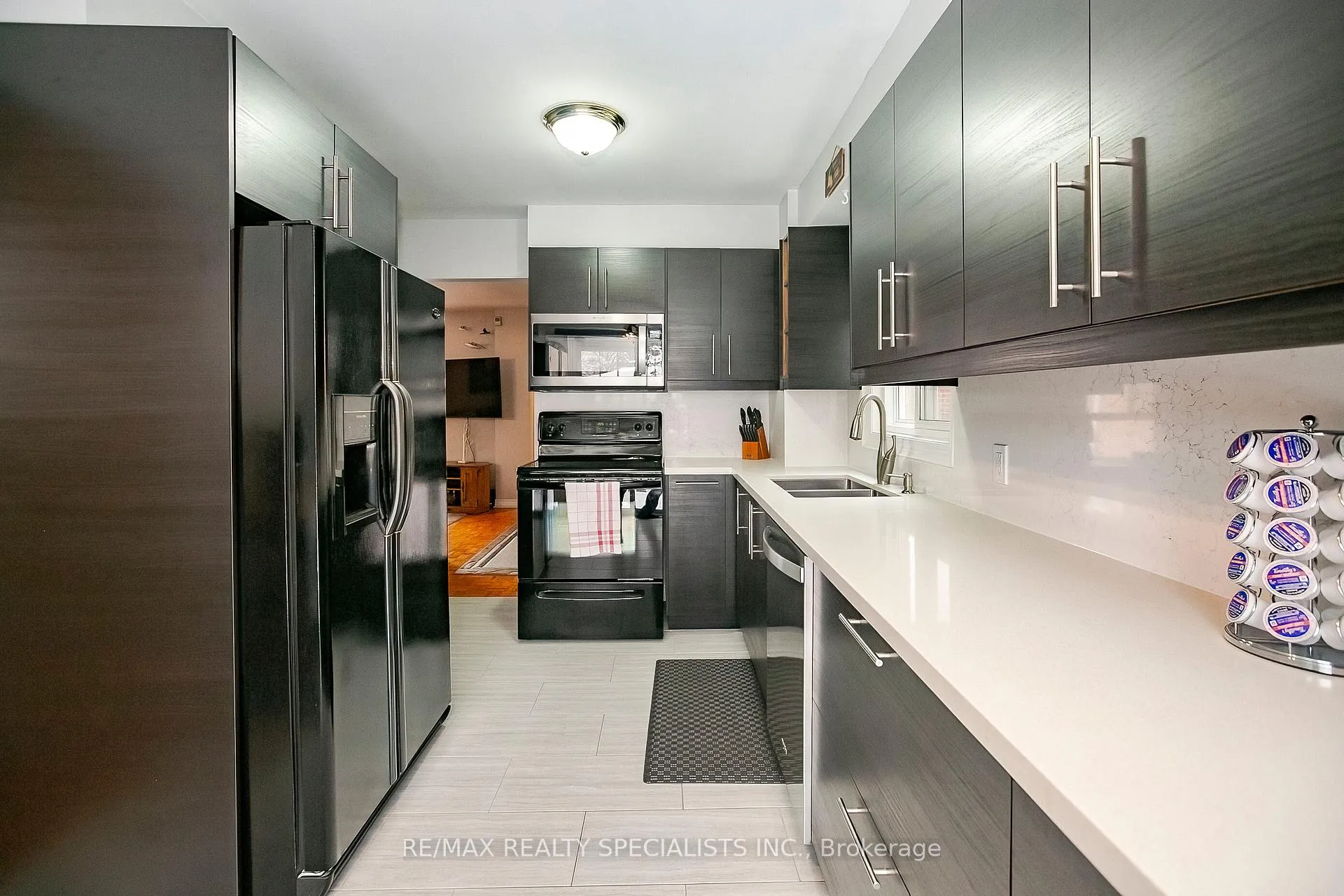 Photo 15 of 57 Ecclestone Drive, Brampton, Brampton West — HOMEH
