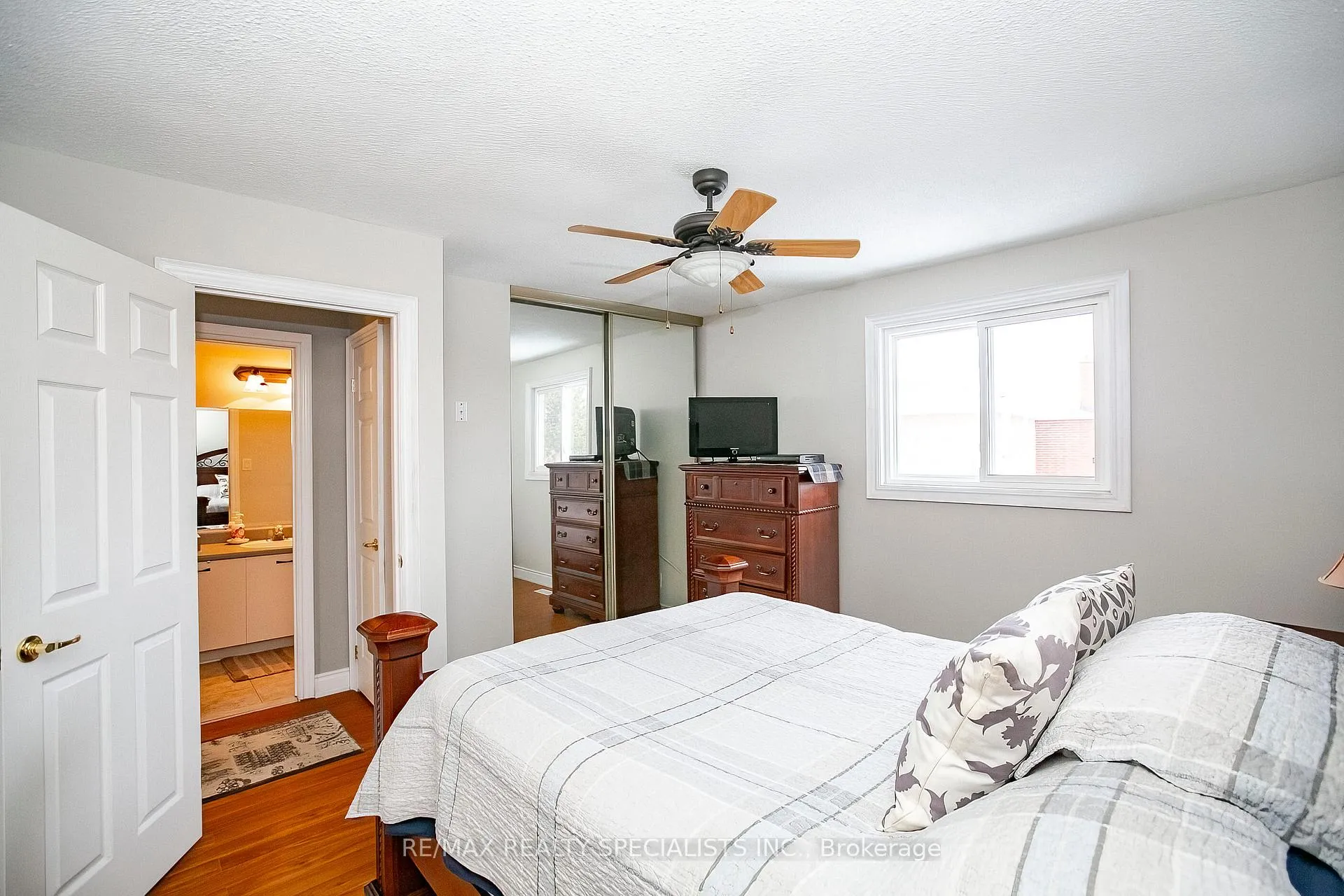 Photo 27 of 57 Ecclestone Drive, Brampton, Brampton West — HOMEH