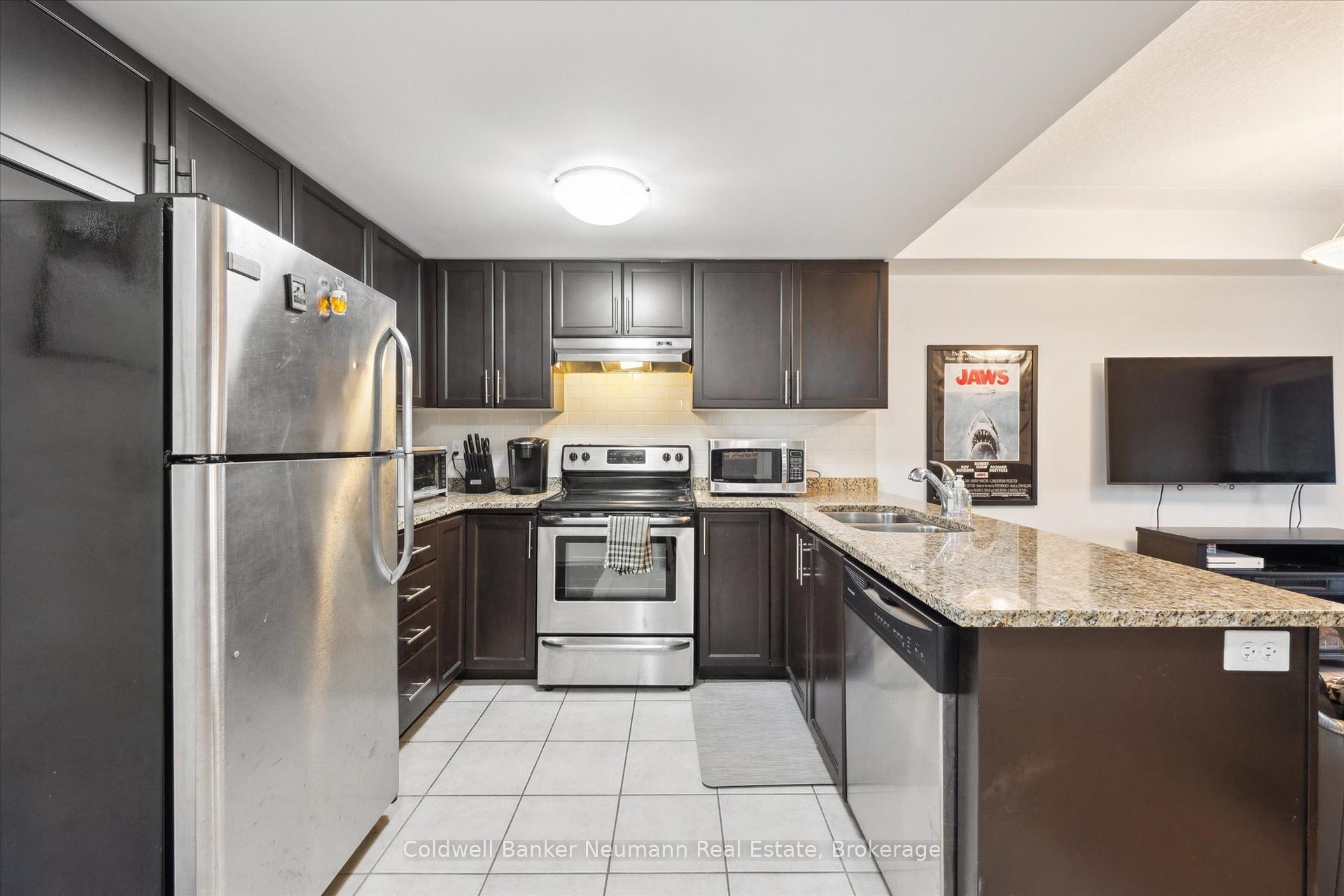 Photo 6 of Unit 213, 45 Kingsbury Square, Guelph, Pineridge/Westminster Woods — HOMEH