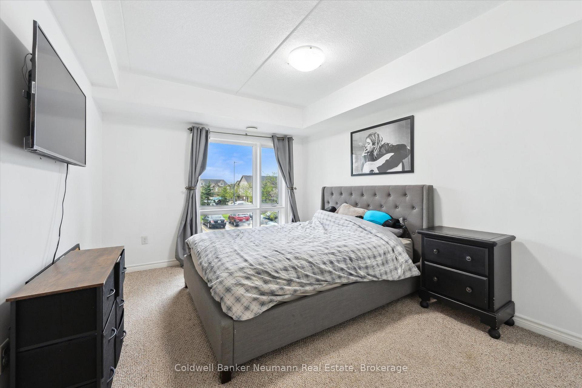 Photo 10 of Unit 213, 45 Kingsbury Square, Guelph, Pineridge/Westminster Woods — HOMEH