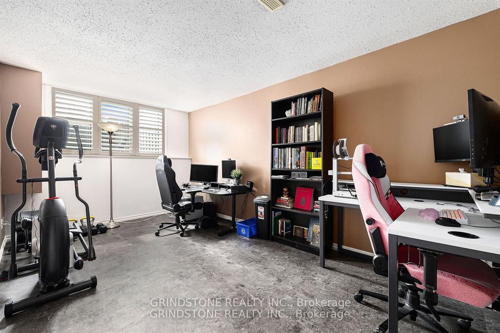 Photo 17 of 127 Salter Crescent, Ottawa, Kanata - Beaverbrook — HOMEH