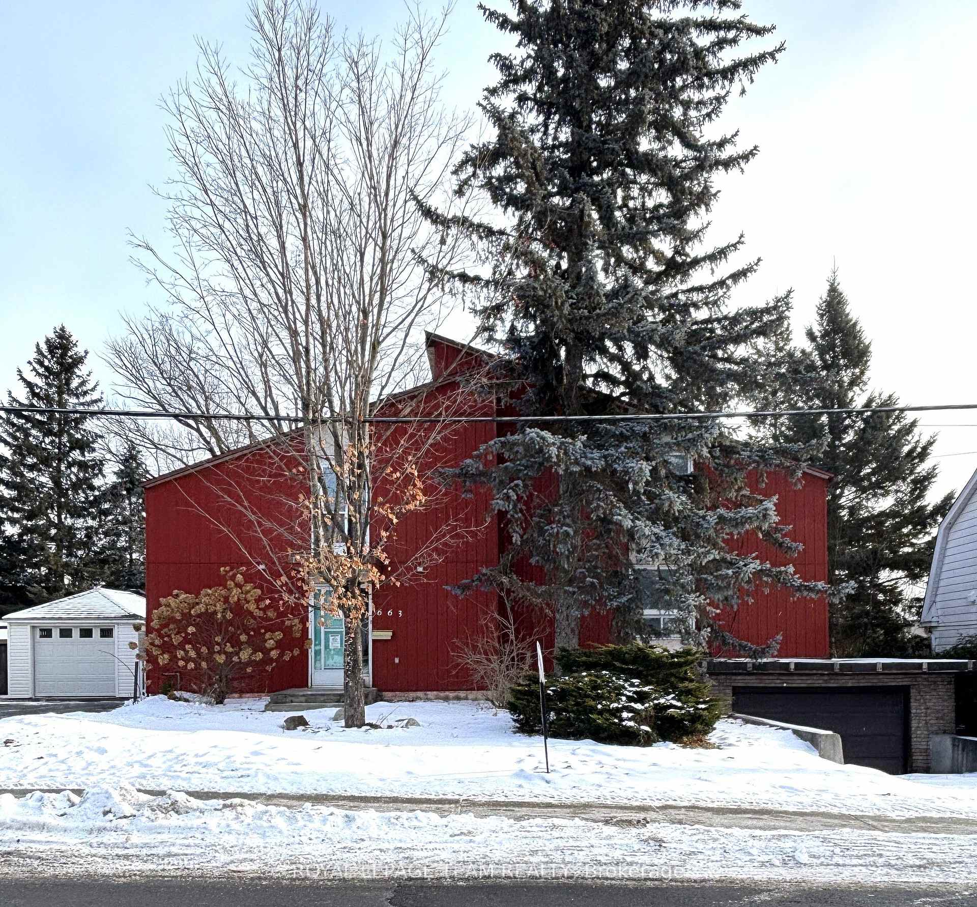 Front of 663 Broadview Avenue