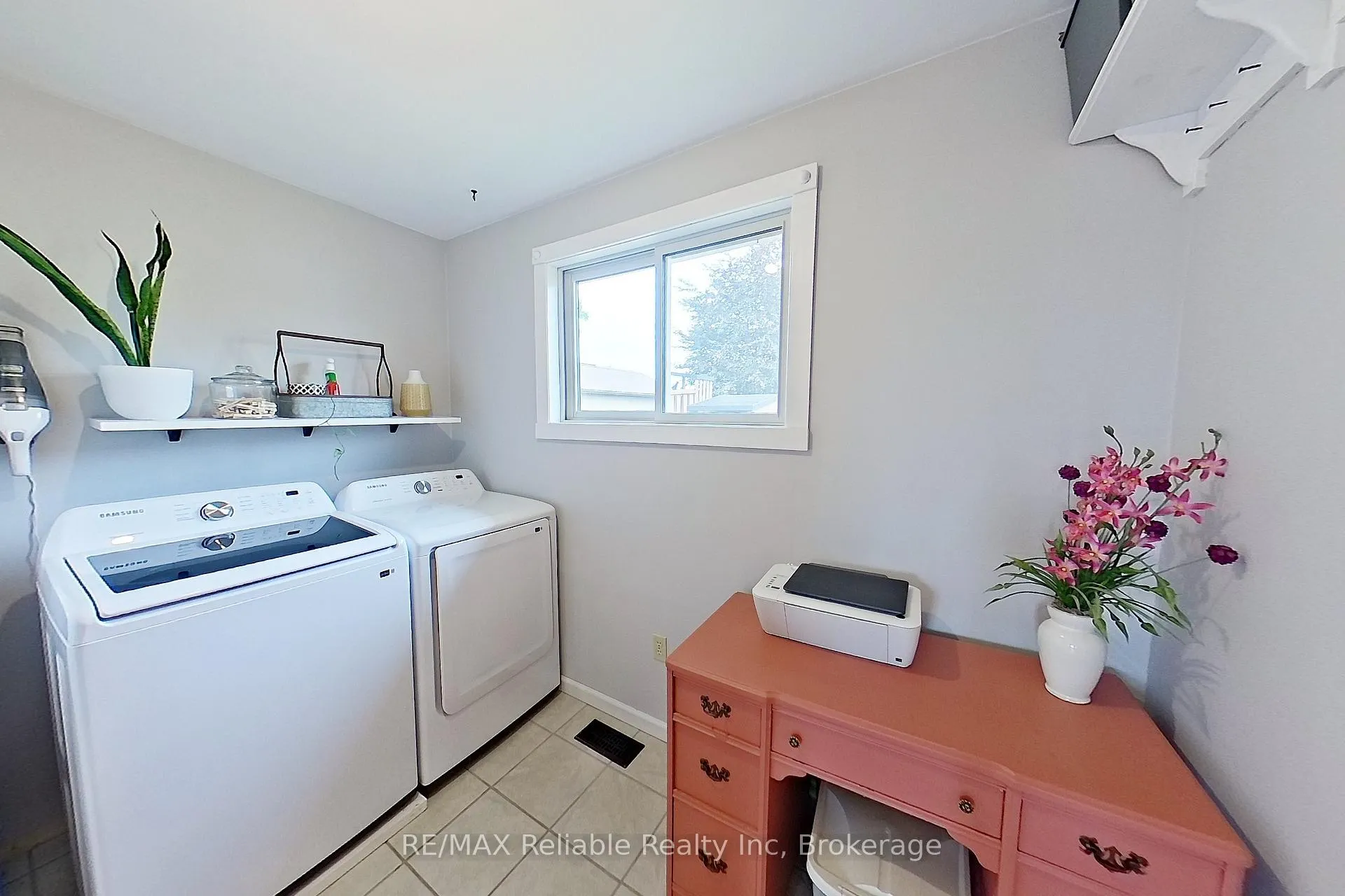 Photo 25 of 212 James Street, Central Huron, Clinton — HOMEH