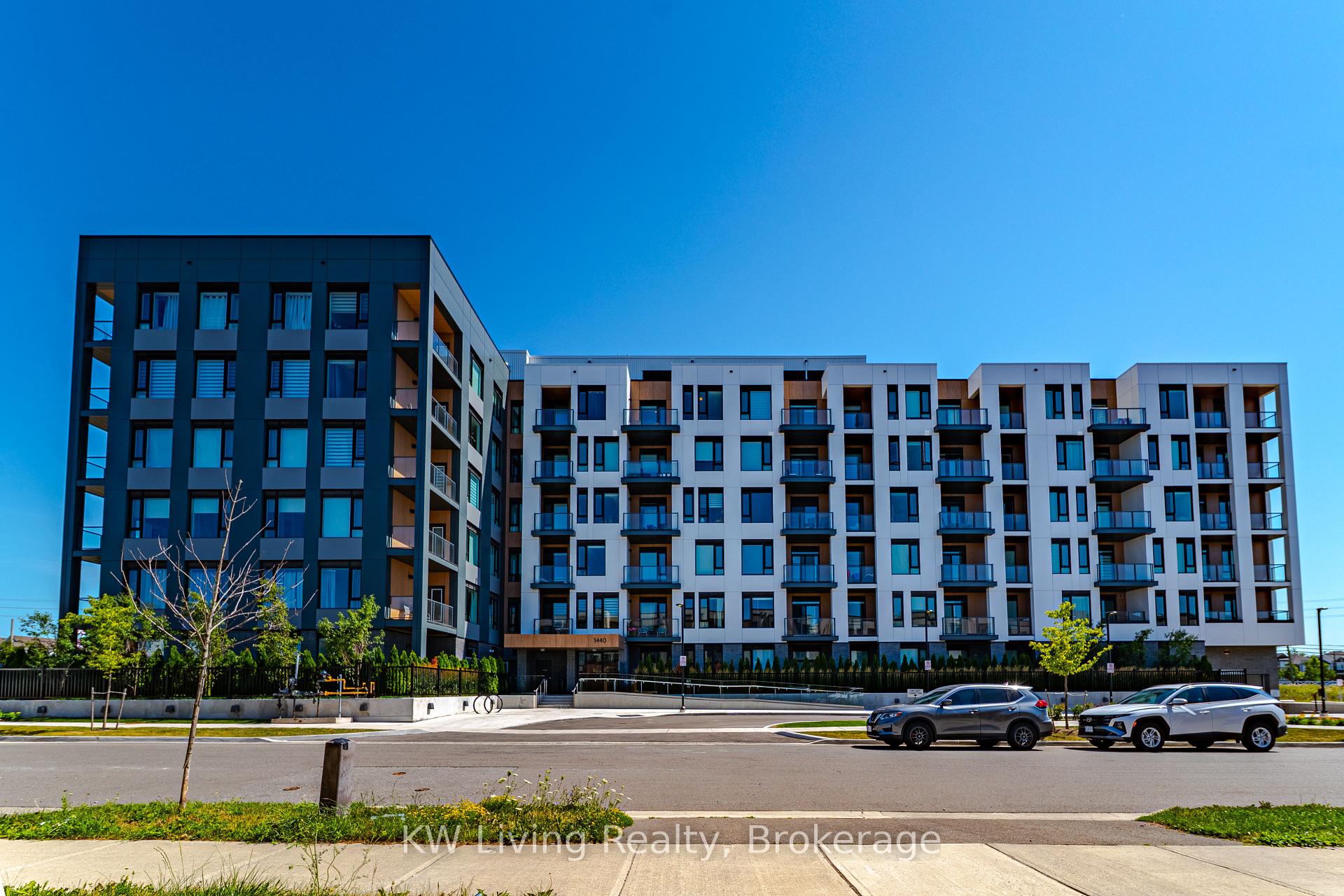 Front of Unit 602, 1440 Clarriage Court