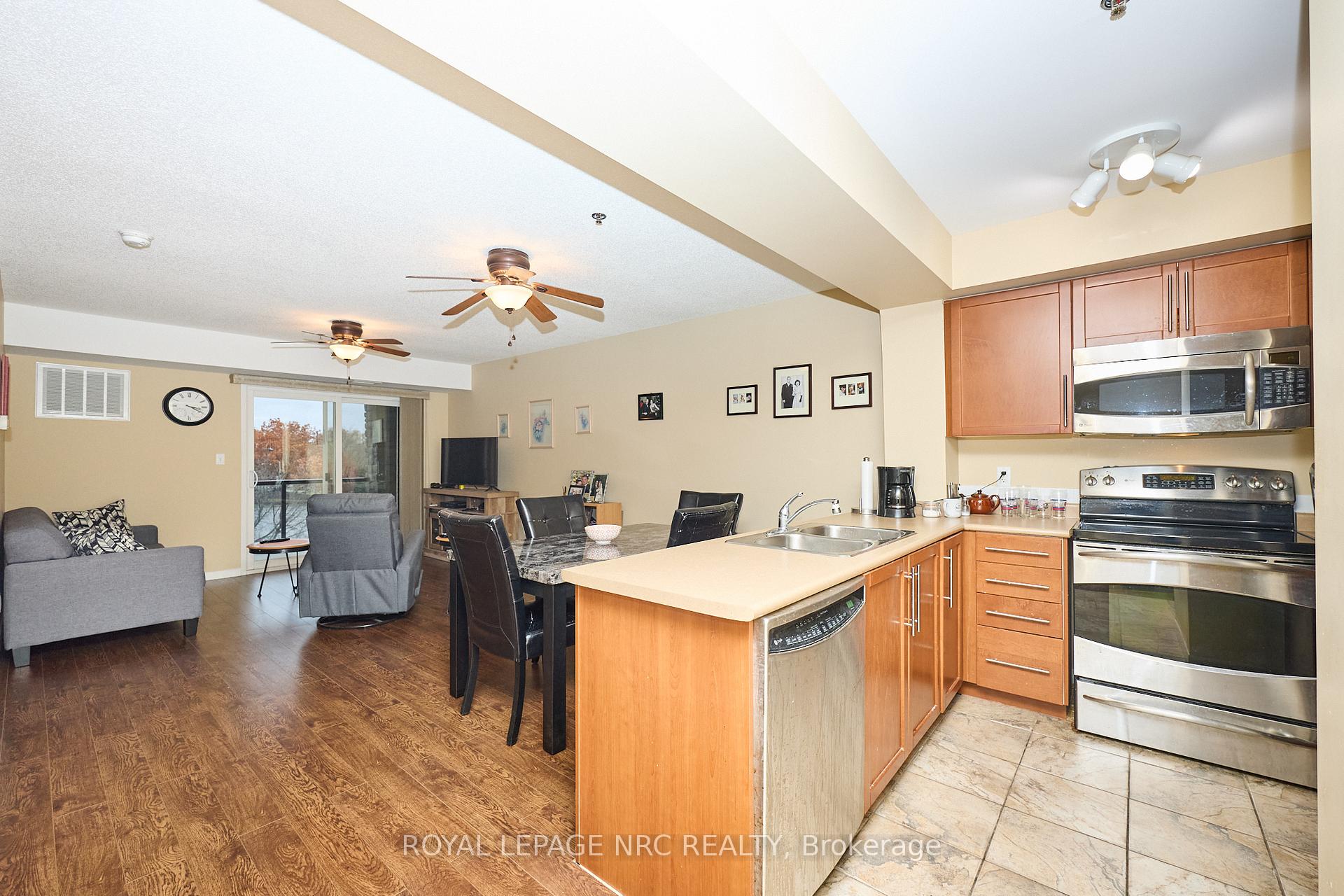 Photo 19 of Unit 1309, 330 Prince Charles Drive S, Welland, Broadway — HOMEH