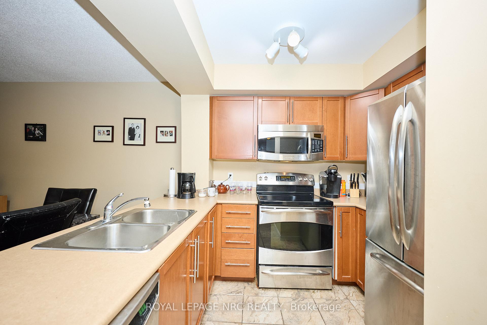 Photo 20 of Unit 1309, 330 Prince Charles Drive S, Welland, Broadway — HOMEH