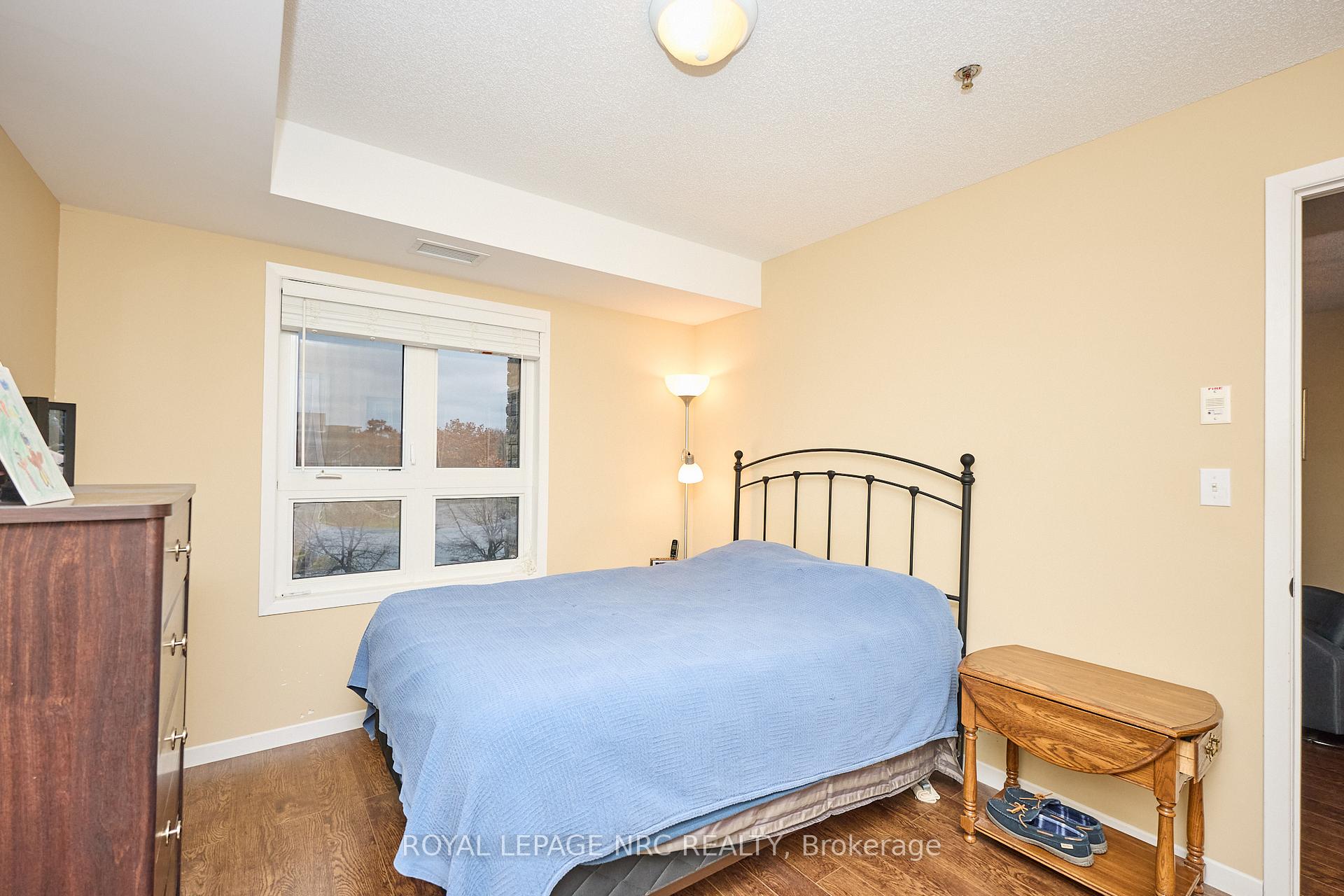 Photo 28 of Unit 1309, 330 Prince Charles Drive S, Welland, Broadway — HOMEH