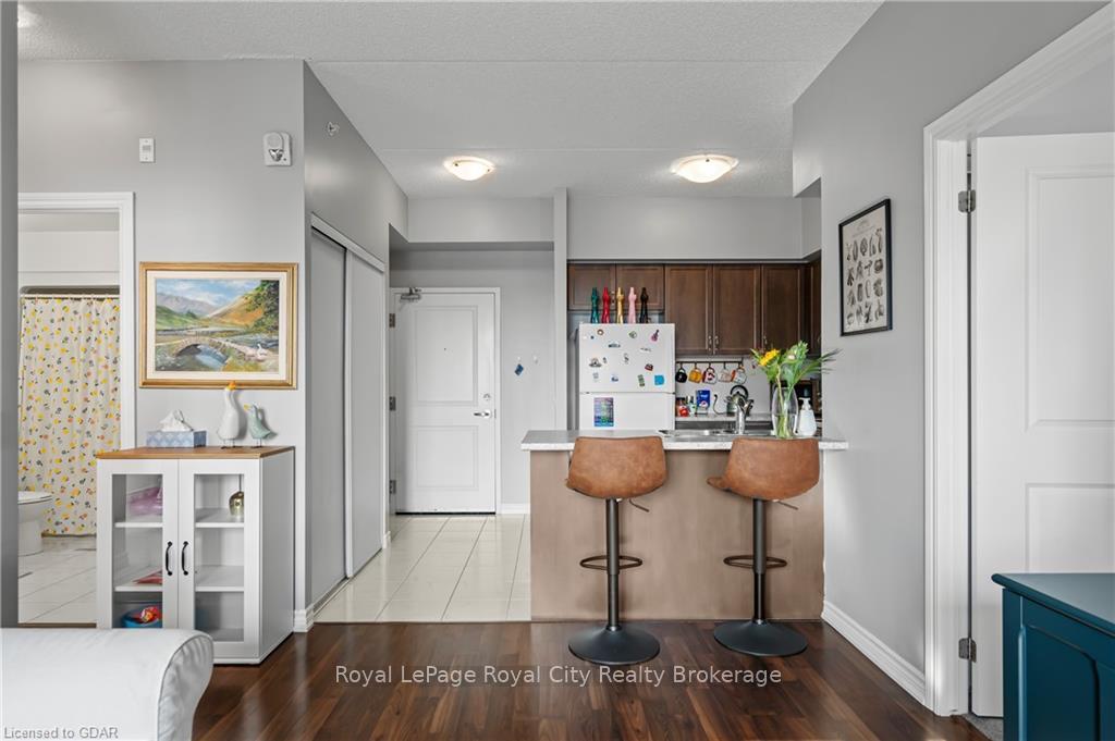 Photo 9 of Unit 215, 1284 Gordon Street, Guelph, Kortright East — HOMEH