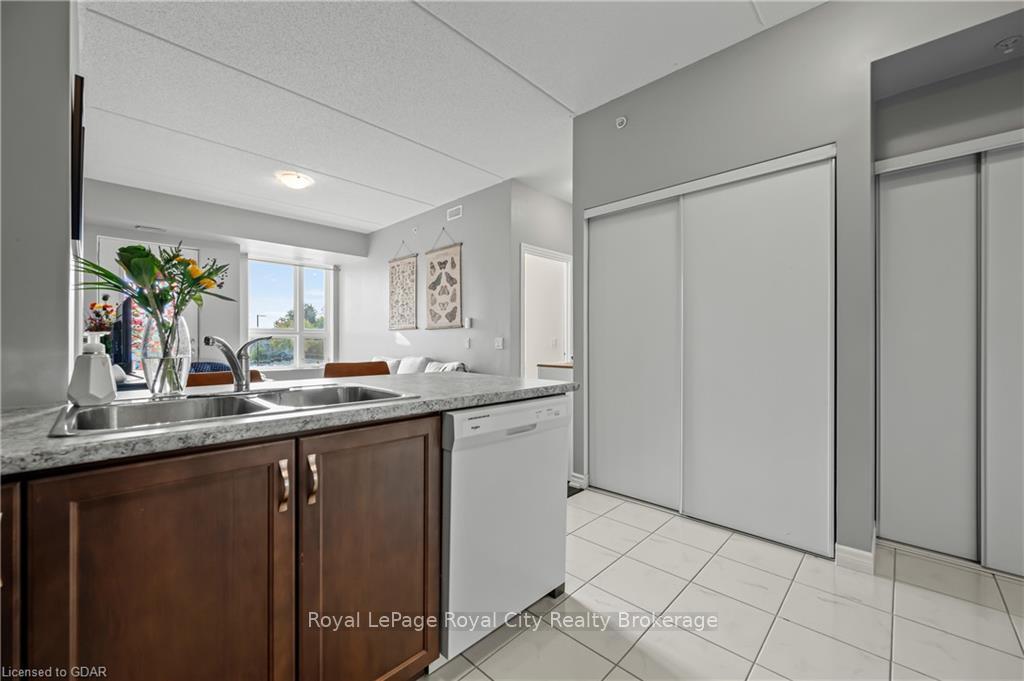 Photo 16 of Unit 215, 1284 Gordon Street, Guelph, Kortright East — HOMEH