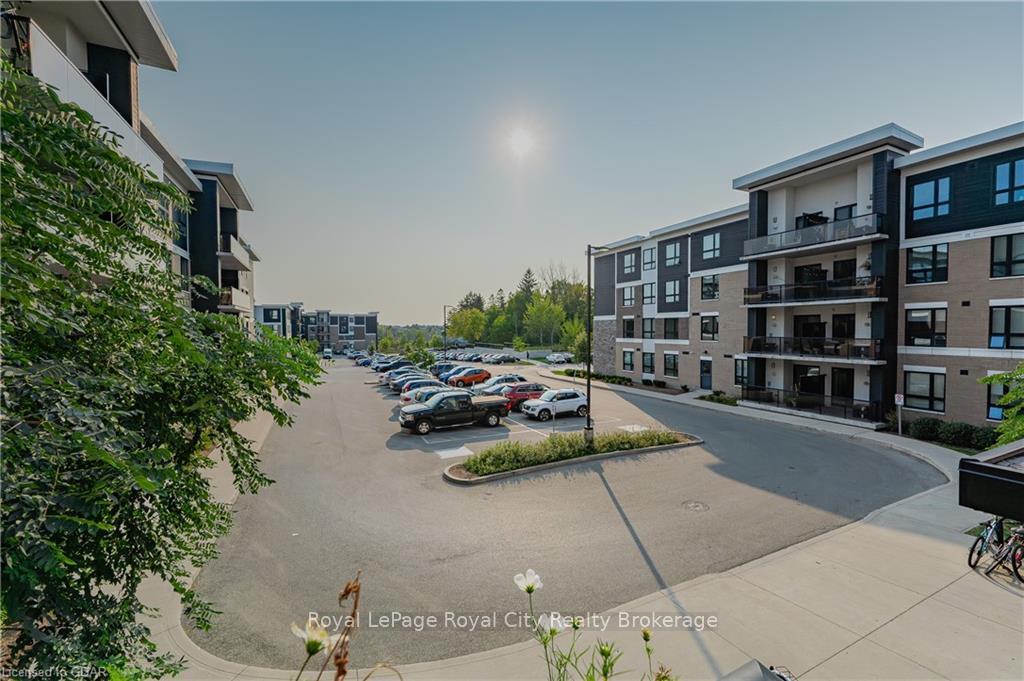 Photo 32 of Unit 215, 1284 Gordon Street, Guelph, Kortright East — HOMEH