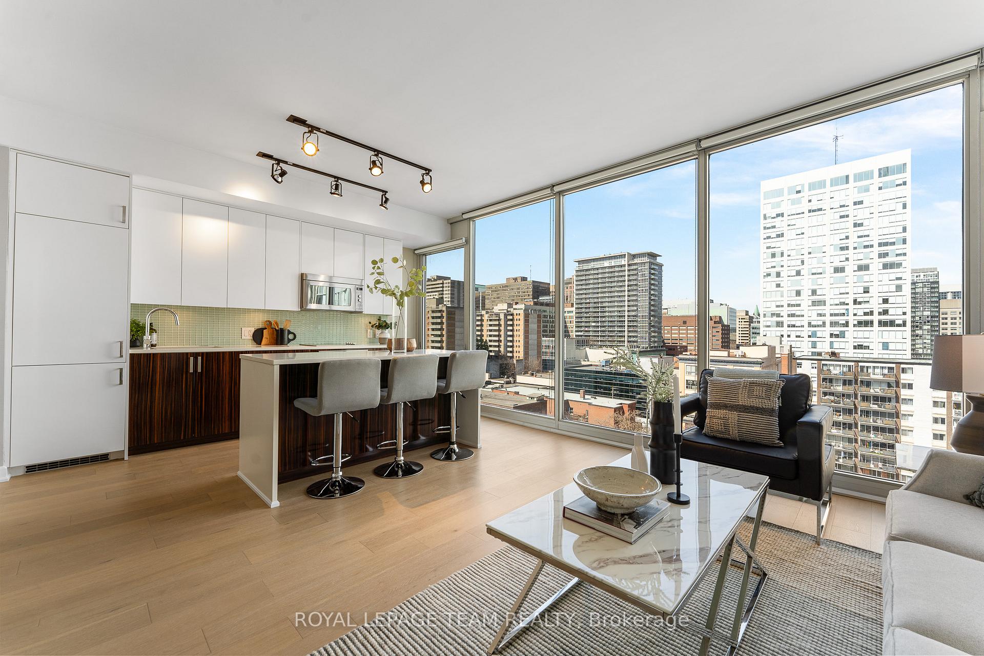 Photo 13 of Unit 913, 300 Lisgar Street, Ottawa, Ottawa Centre — HOMEH