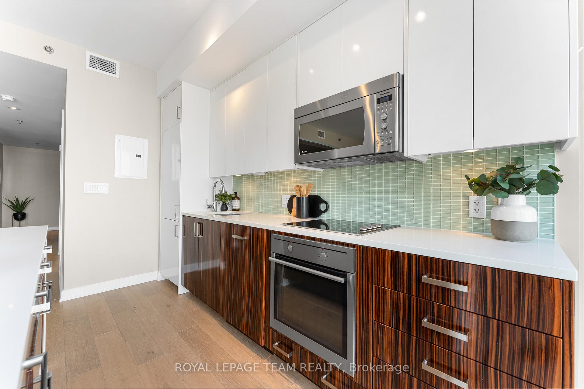 Photo 21 of Unit 913, 300 Lisgar Street, Ottawa, Ottawa Centre — HOMEH