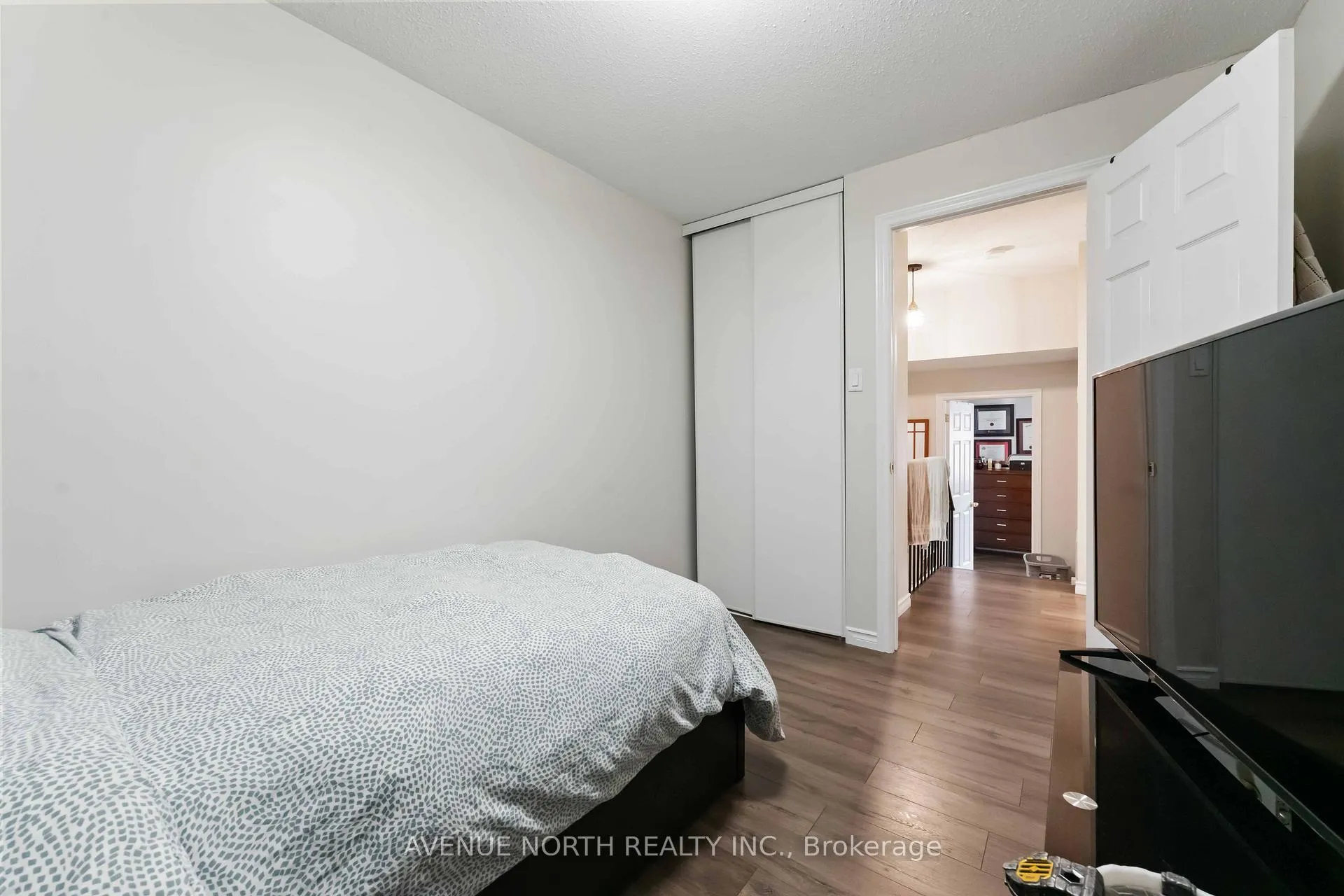 Photo 21 of Unit B, 1741 Lamoureux Drive, Ottawa, Queenswood Heights South — HOMEH