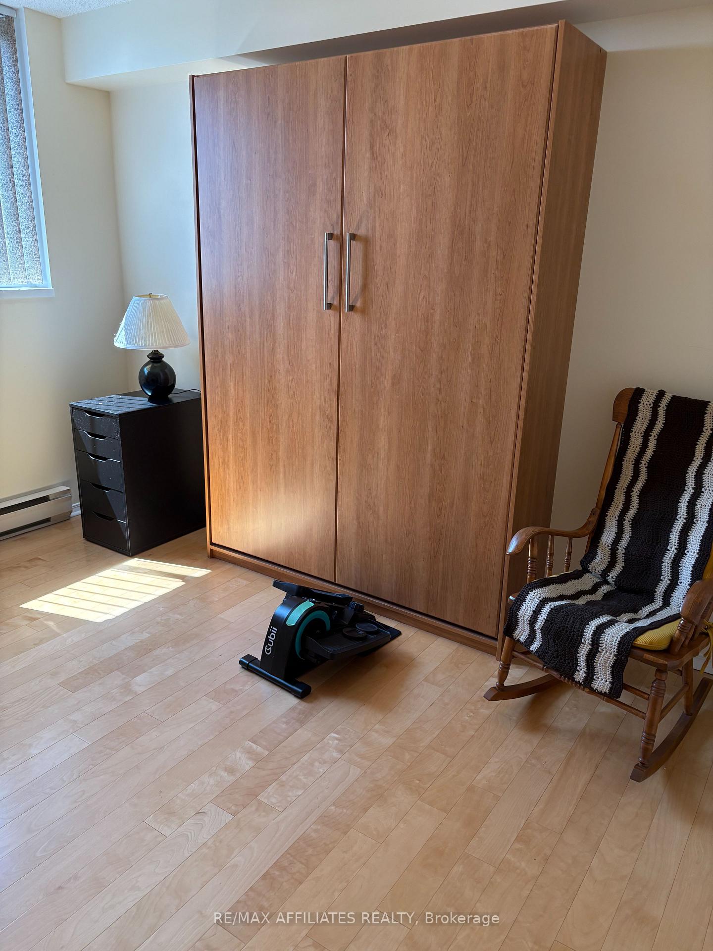 Photo 12 of Unit 811, 1705 Playfair Drive, Ottawa, Playfair Park — HOMEH