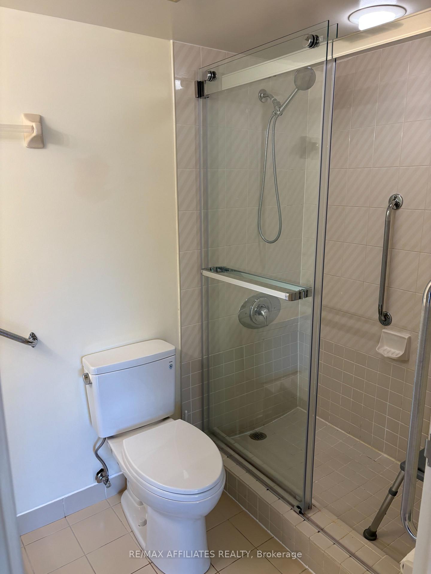 Photo 17 of Unit 811, 1705 Playfair Drive, Ottawa, Playfair Park — HOMEH
