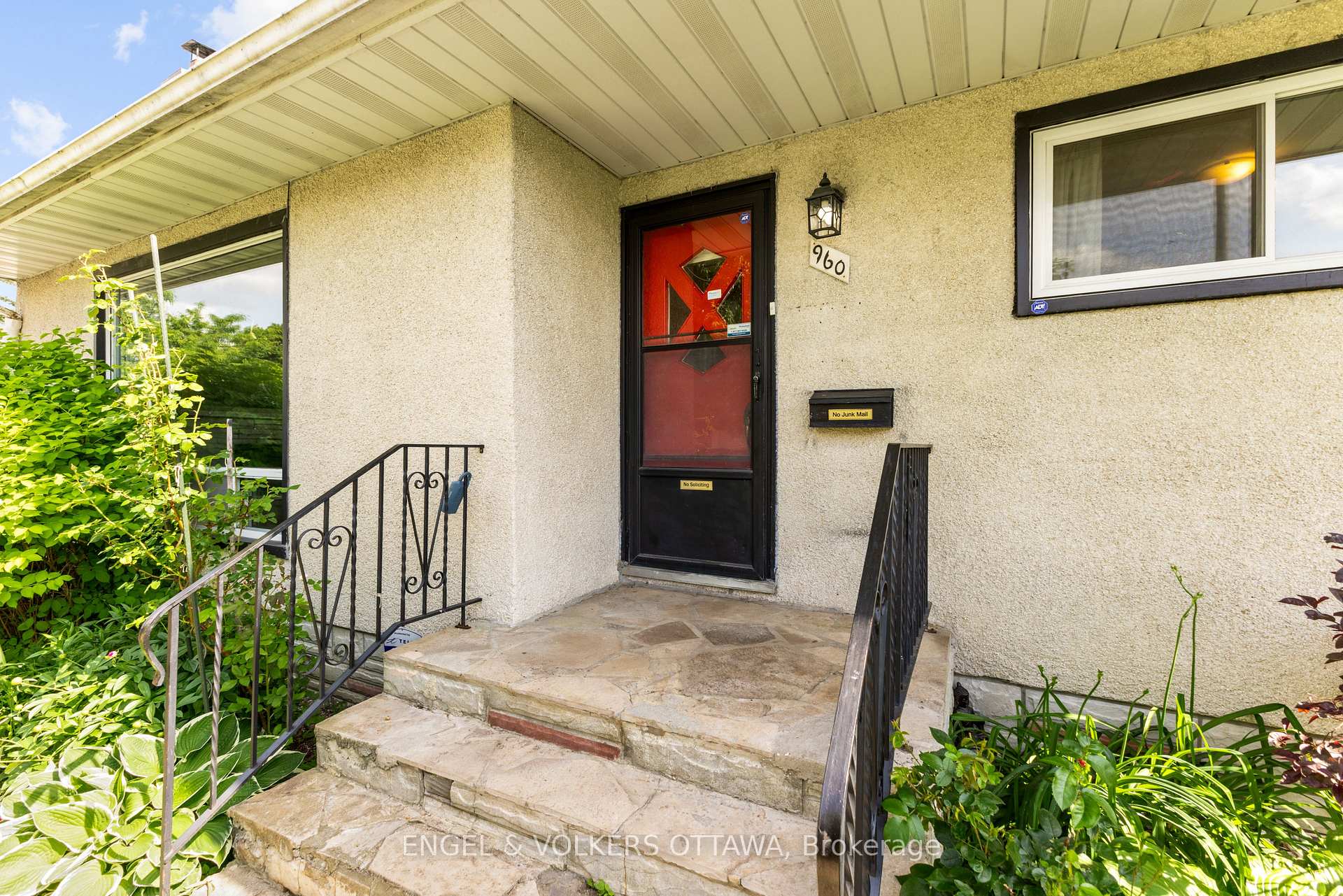 Photo 6 of 960 Chapman Boulevard, Ottawa, Elmvale Acres/Urbandale — HOMEH