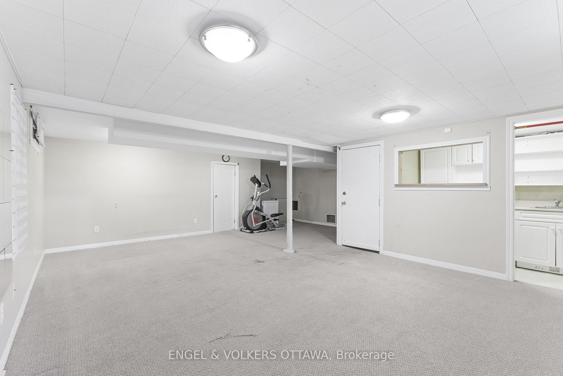 Photo 30 of 960 Chapman Boulevard, Ottawa, Elmvale Acres/Urbandale — HOMEH