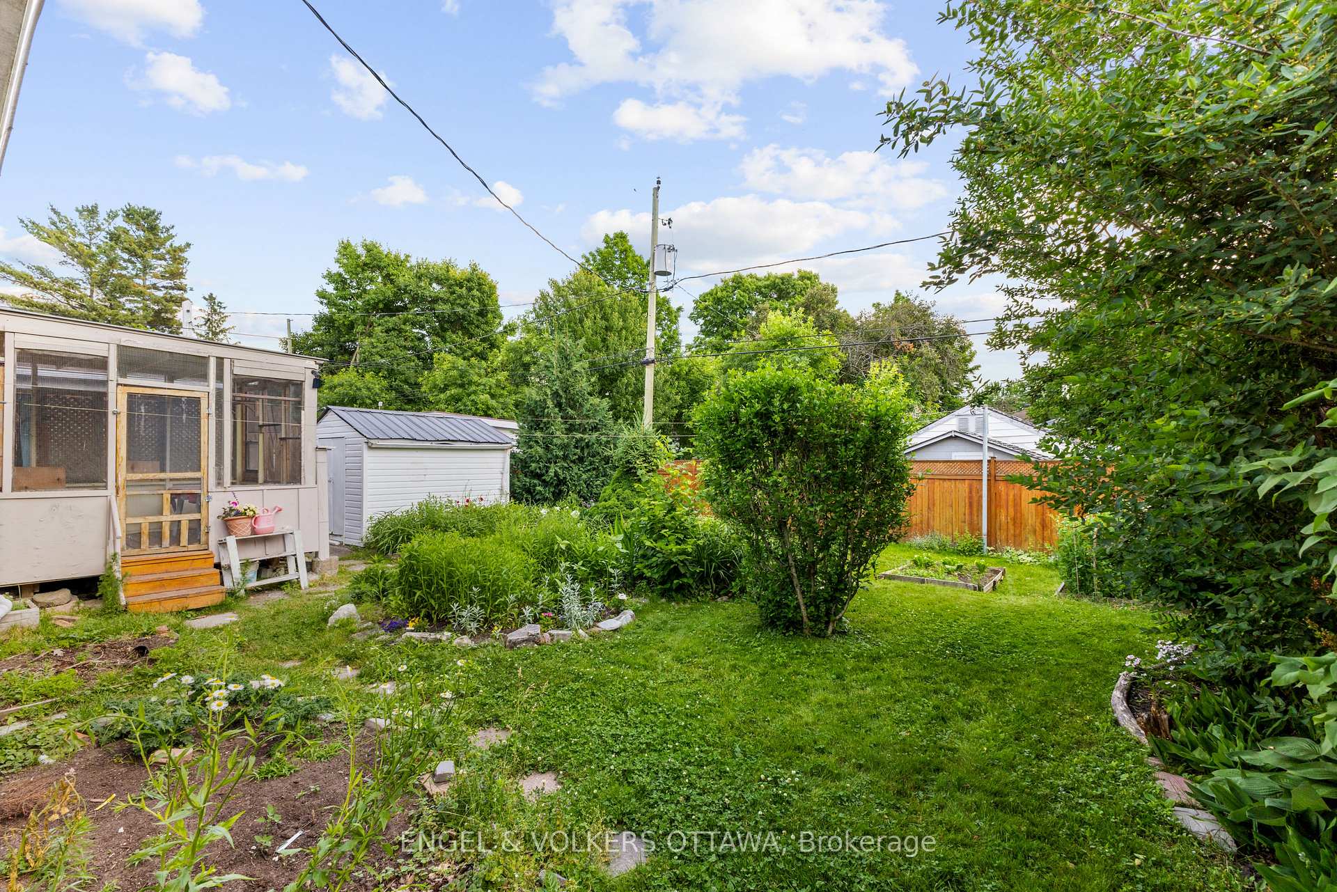 Photo 38 of 960 Chapman Boulevard, Ottawa, Elmvale Acres/Urbandale — HOMEH