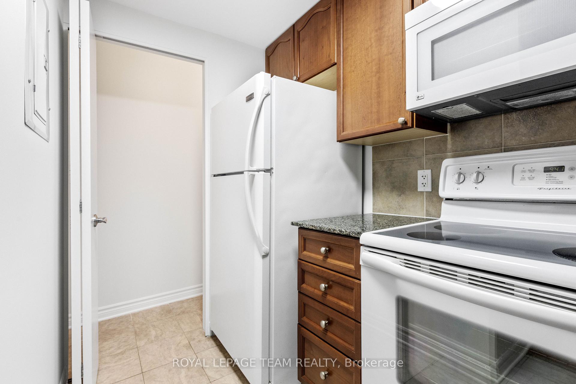 Photo 11 of Unit 316, 200 Lett Street, Ottawa, West Centre Town — HOMEH