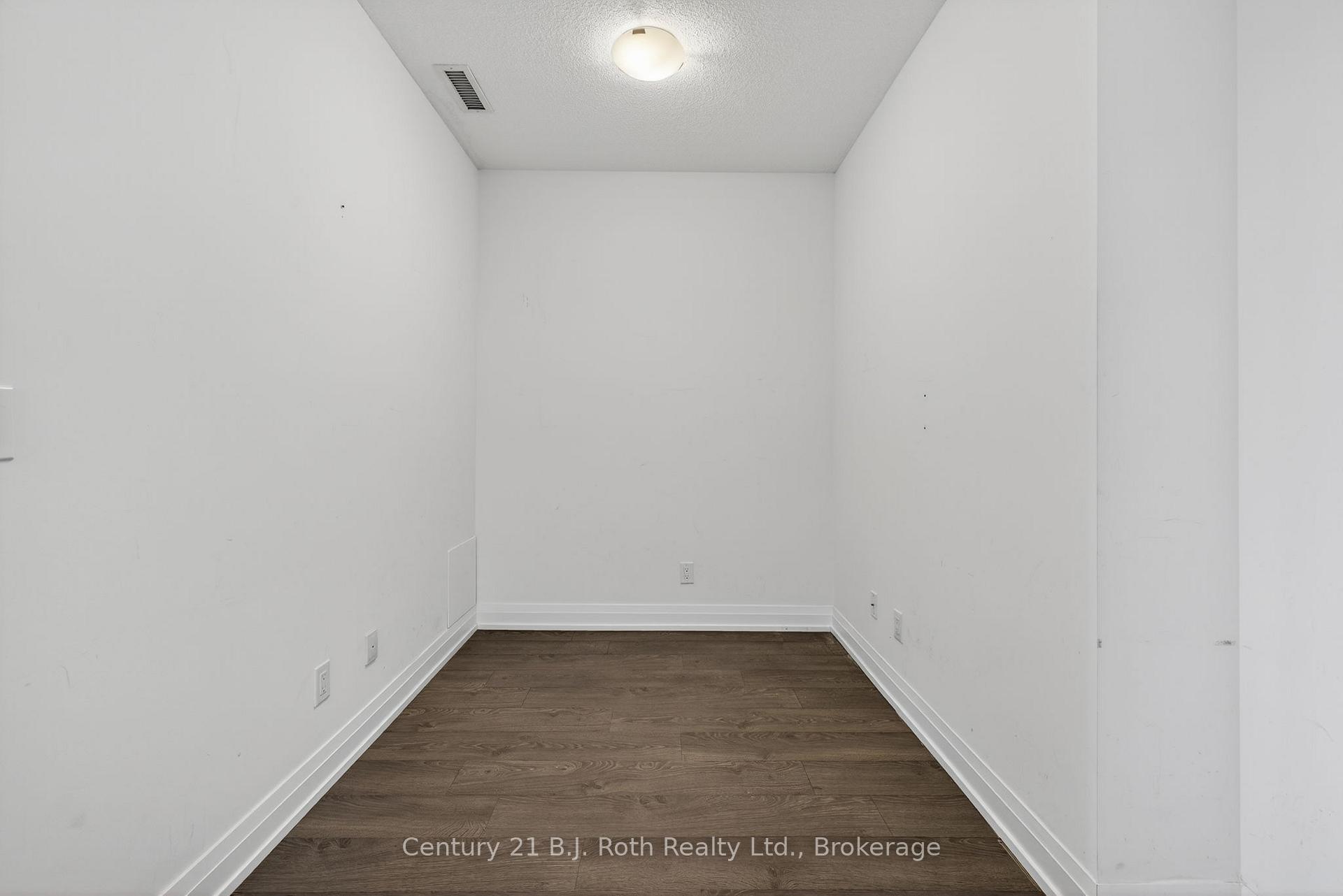 Photo 8 of Unit 2003, 3700 Highway 7, Vaughan, Vaughan Corporate Centre — HOMEH