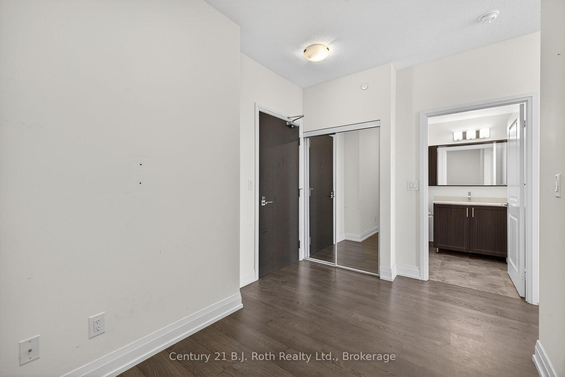 Photo 10 of Unit 2003, 3700 Highway 7, Vaughan, Vaughan Corporate Centre — HOMEH