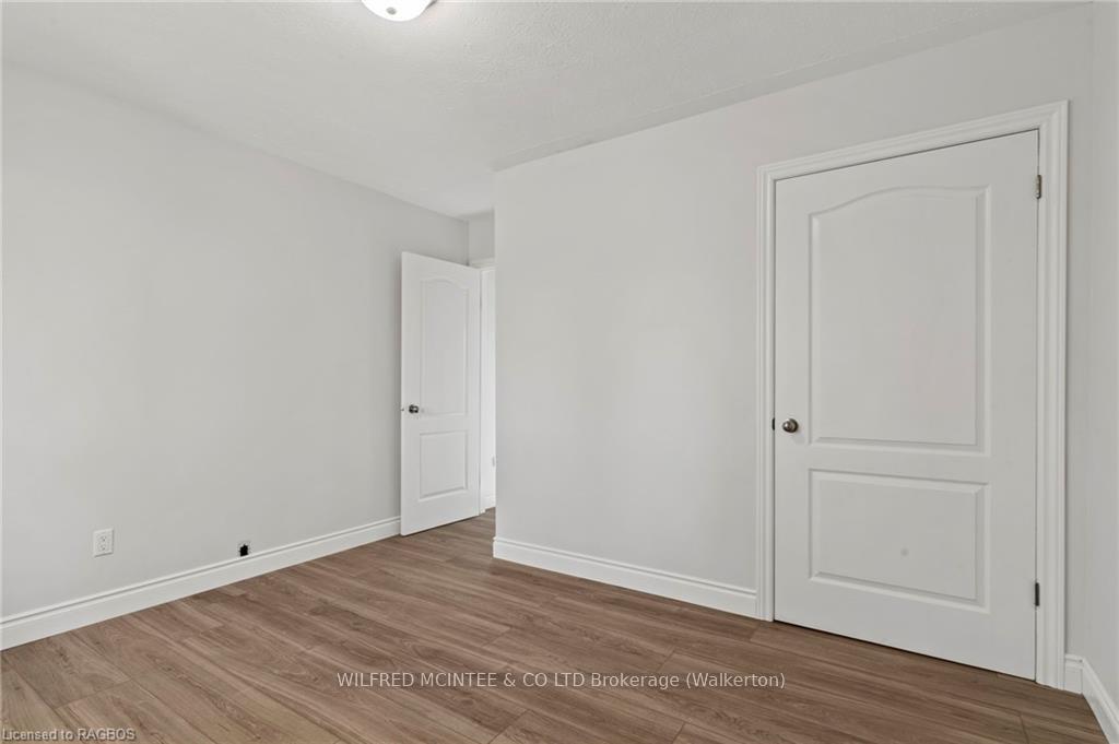 Photo 9 of 241 Mill Drive, Arran-Elderslie — HOMEH