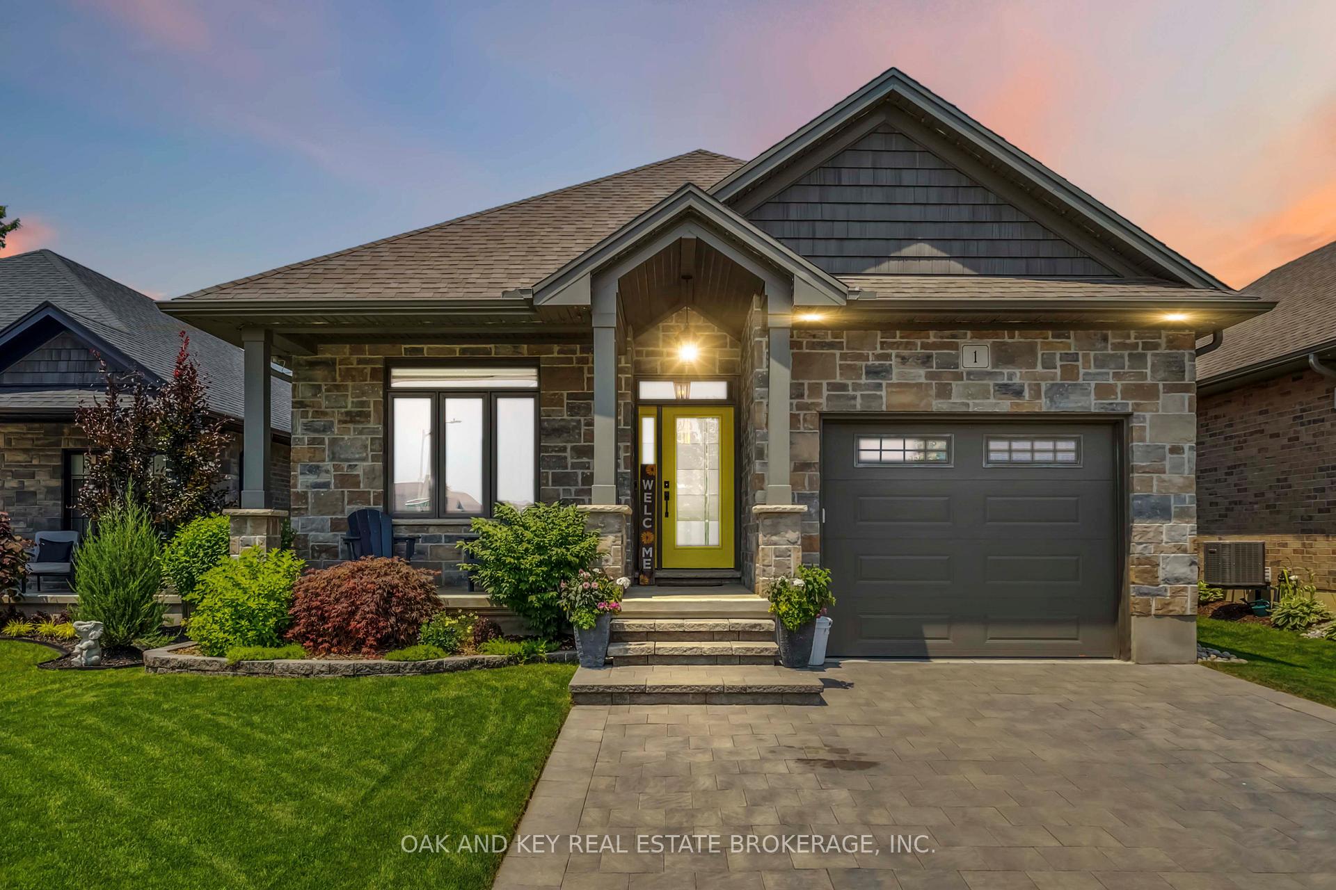 Photo 3 of Unit 1, 159 Collins Way, Strathroy-Caradoc, SE — HOMEH