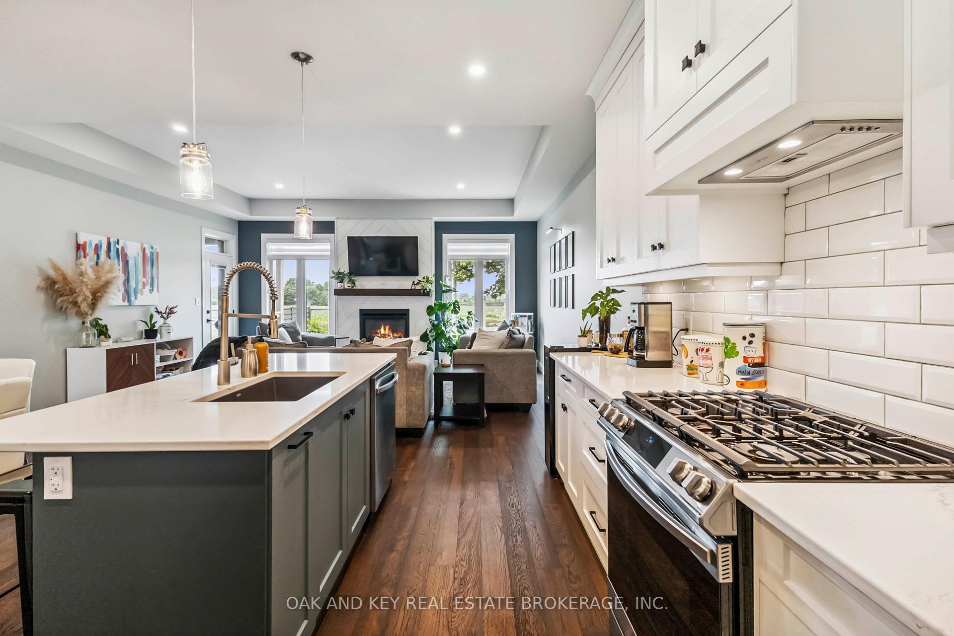 Photo 25 of Unit 1, 159 Collins Way, Strathroy-Caradoc, SE — HOMEH