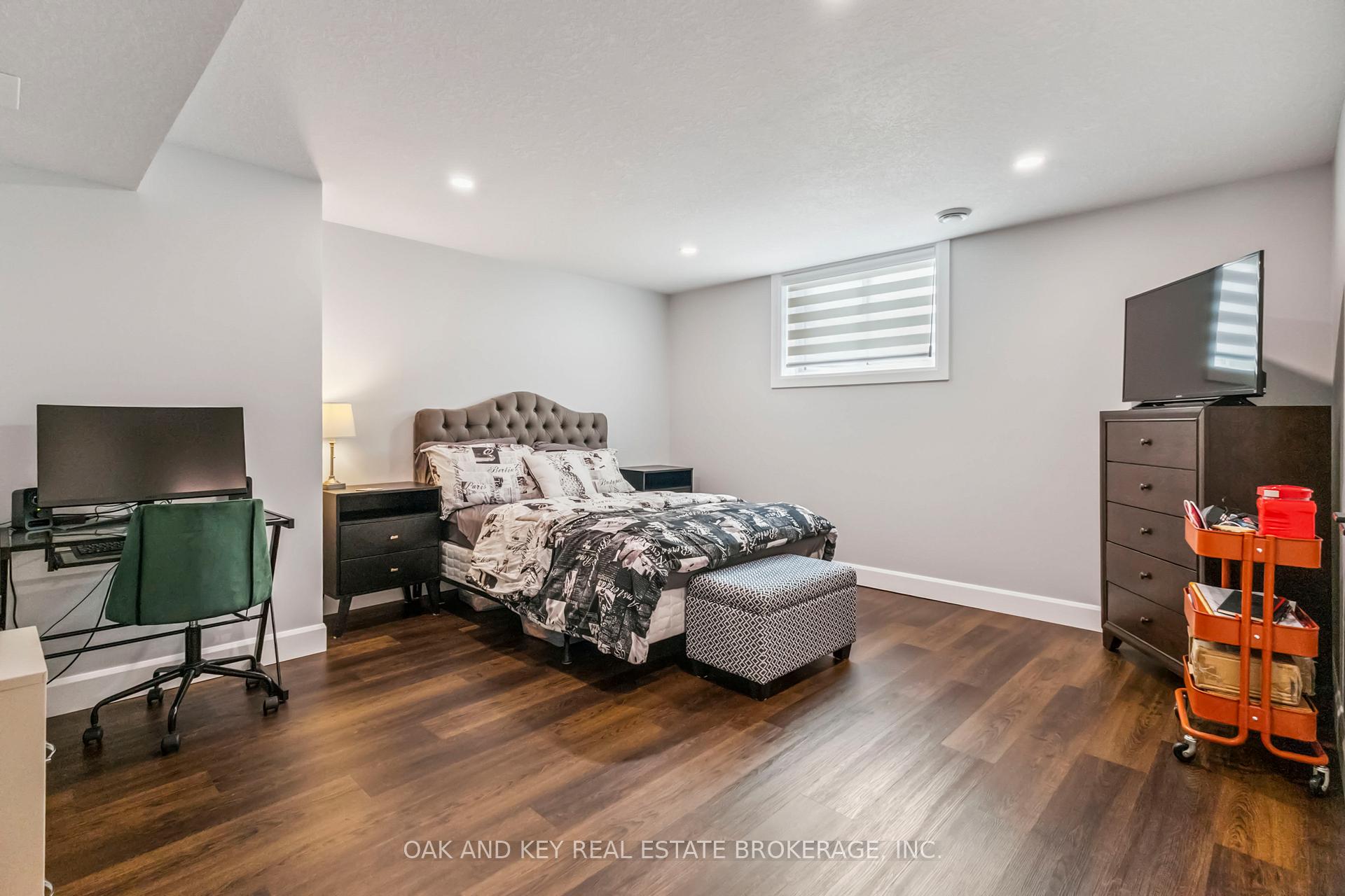 Photo 39 of Unit 1, 159 Collins Way, Strathroy-Caradoc, SE — HOMEH