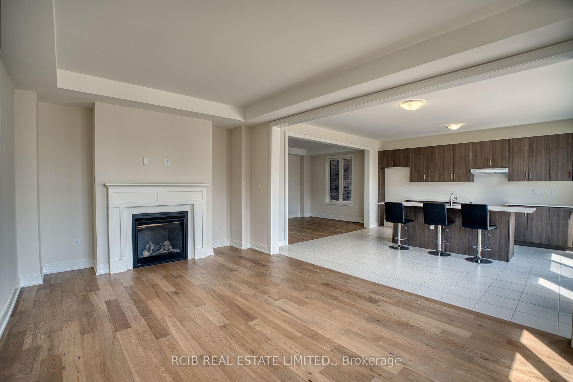 Photo 2 of 20 Stanley Leitch Drive, Kitchener, Mill Courtland Woodside Park — HOMEH