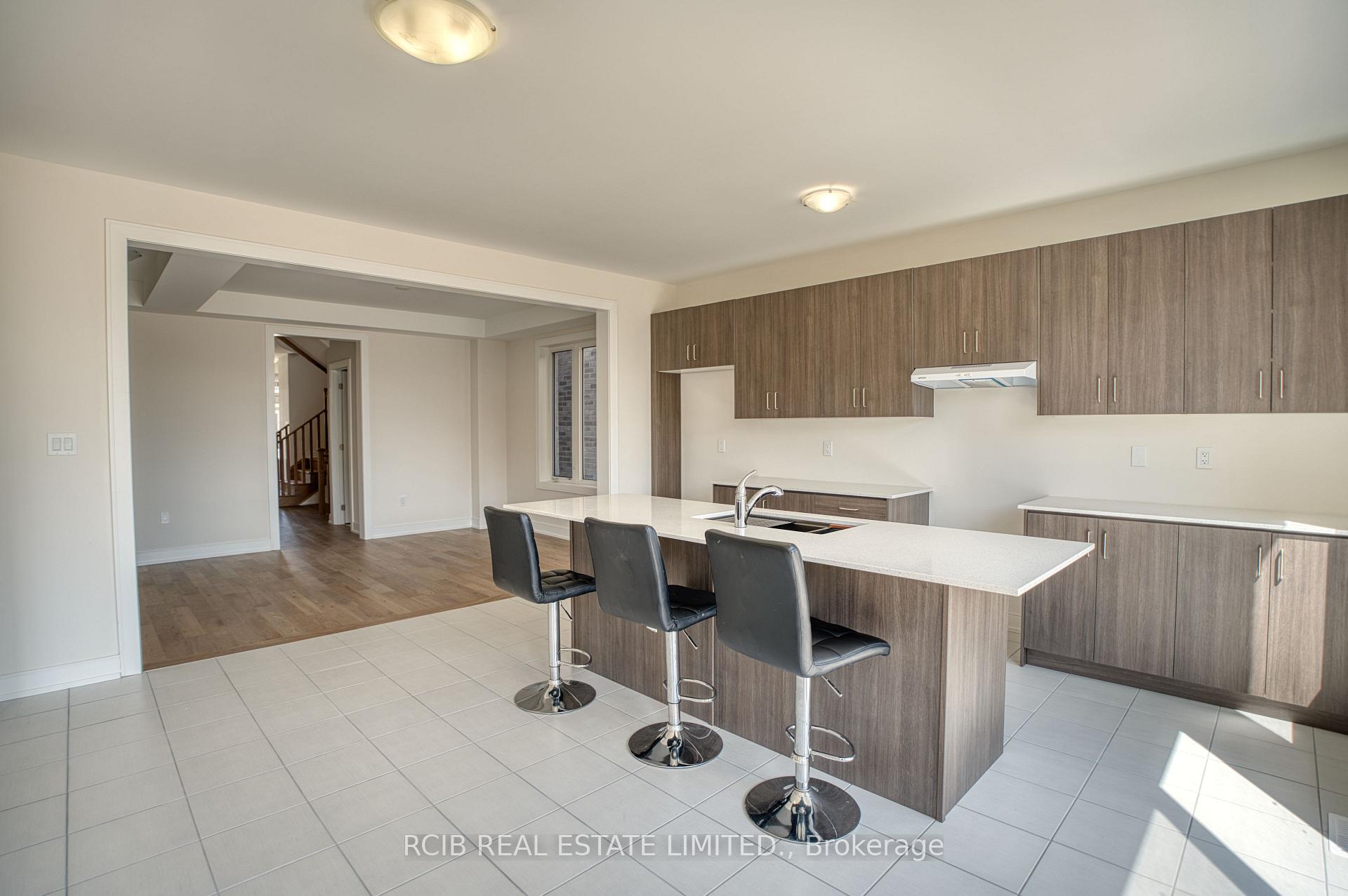 Photo 7 of 20 Stanley Leitch Drive, Kitchener, Mill Courtland Woodside Park — HOMEH