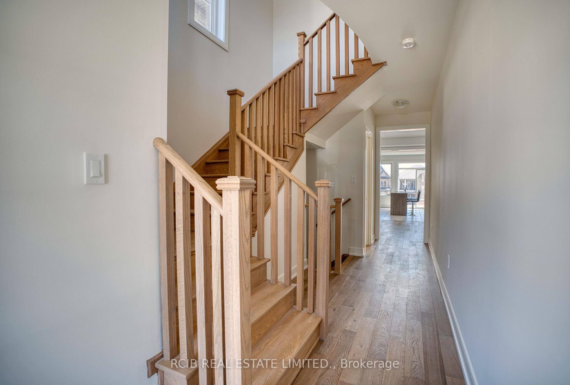 Photo 10 of 20 Stanley Leitch Drive, Kitchener, Mill Courtland Woodside Park — HOMEH