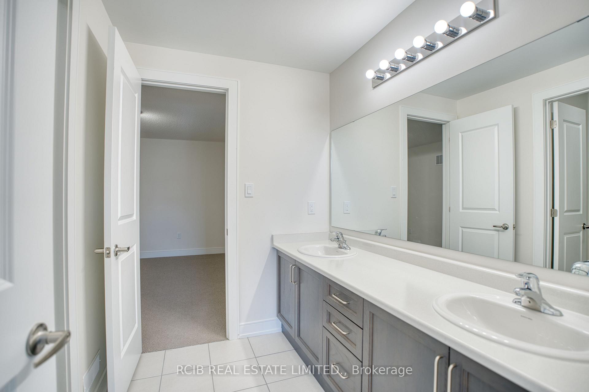 Photo 27 of 20 Stanley Leitch Drive, Kitchener, Mill Courtland Woodside Park — HOMEH